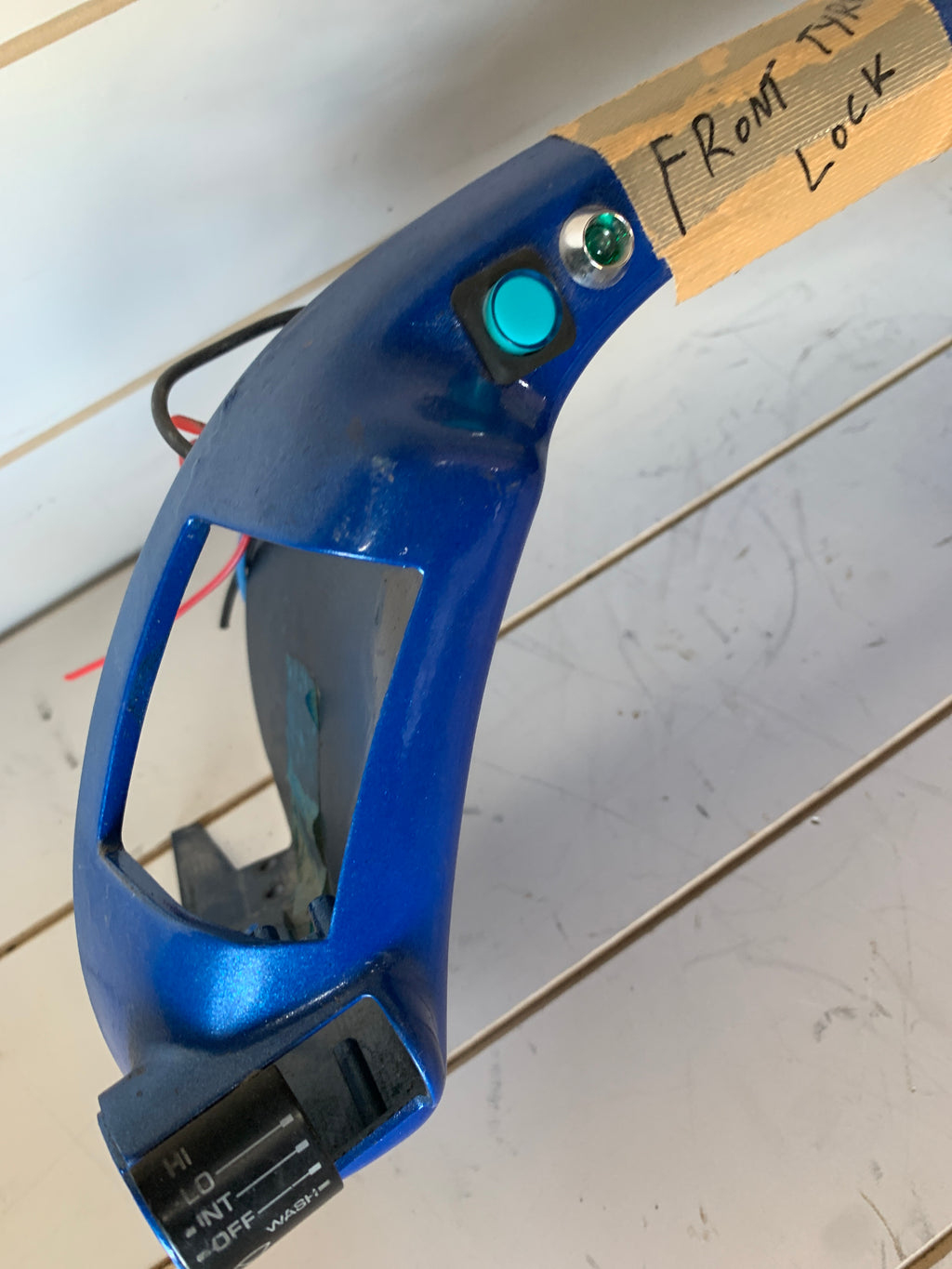 BLUE Stereo, Dash & Window Switch Trims, R32