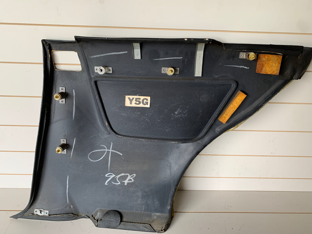 LEFT Lower 1/4 Trim, R32 Coupe