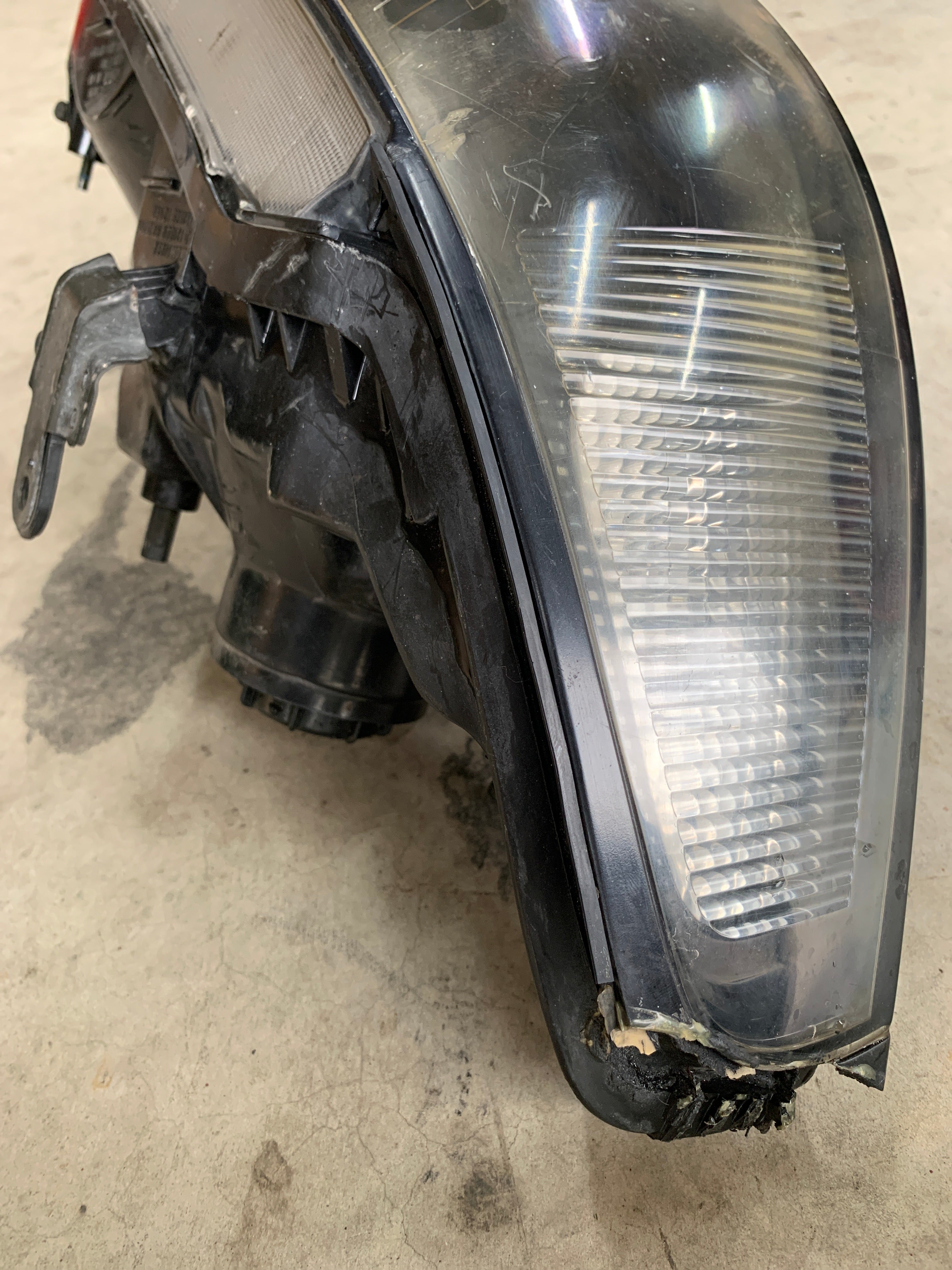 RIGHT Headlight, R33 Series 1