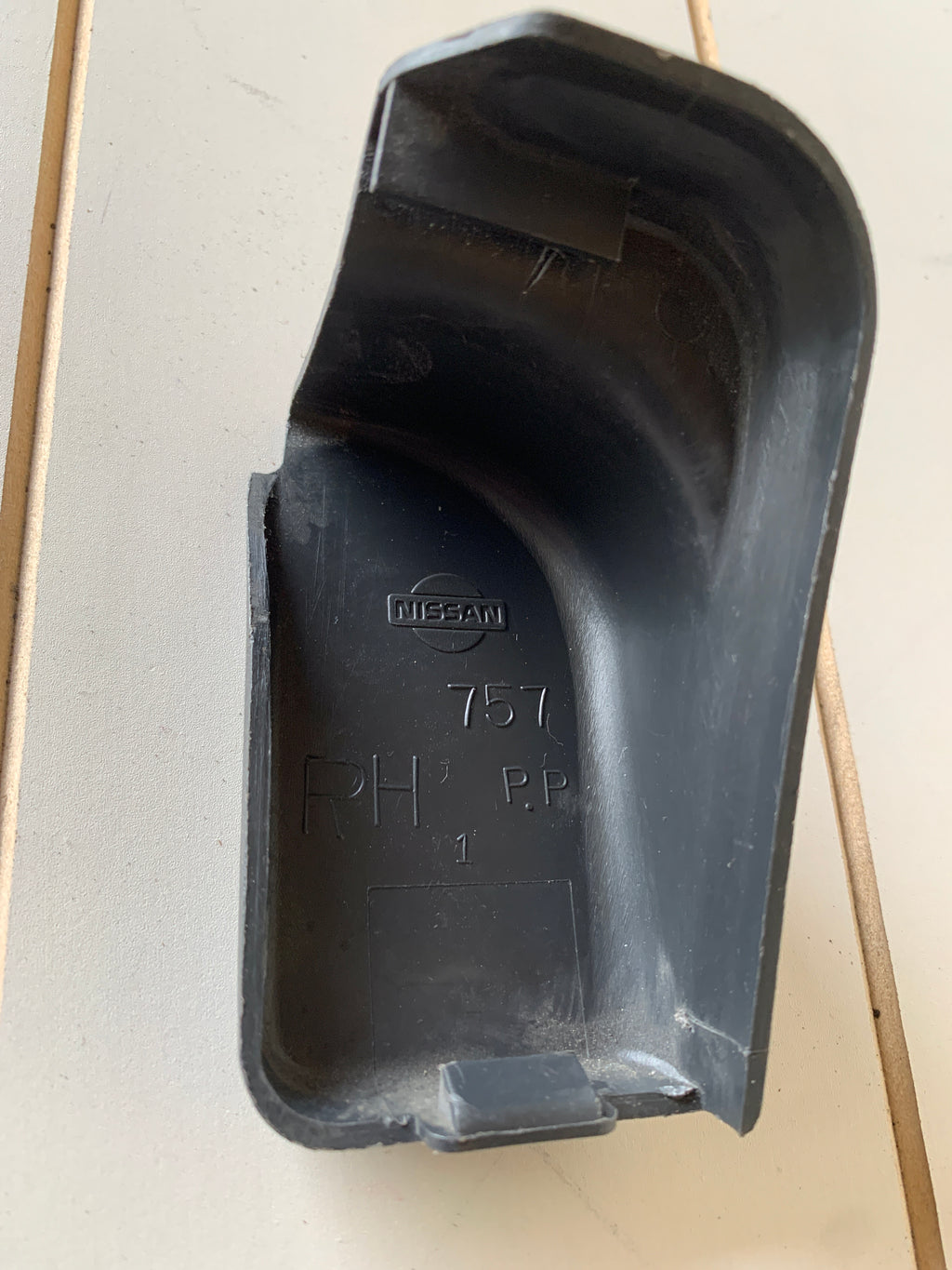 Front Seat Bolt Cover Cap, R32
