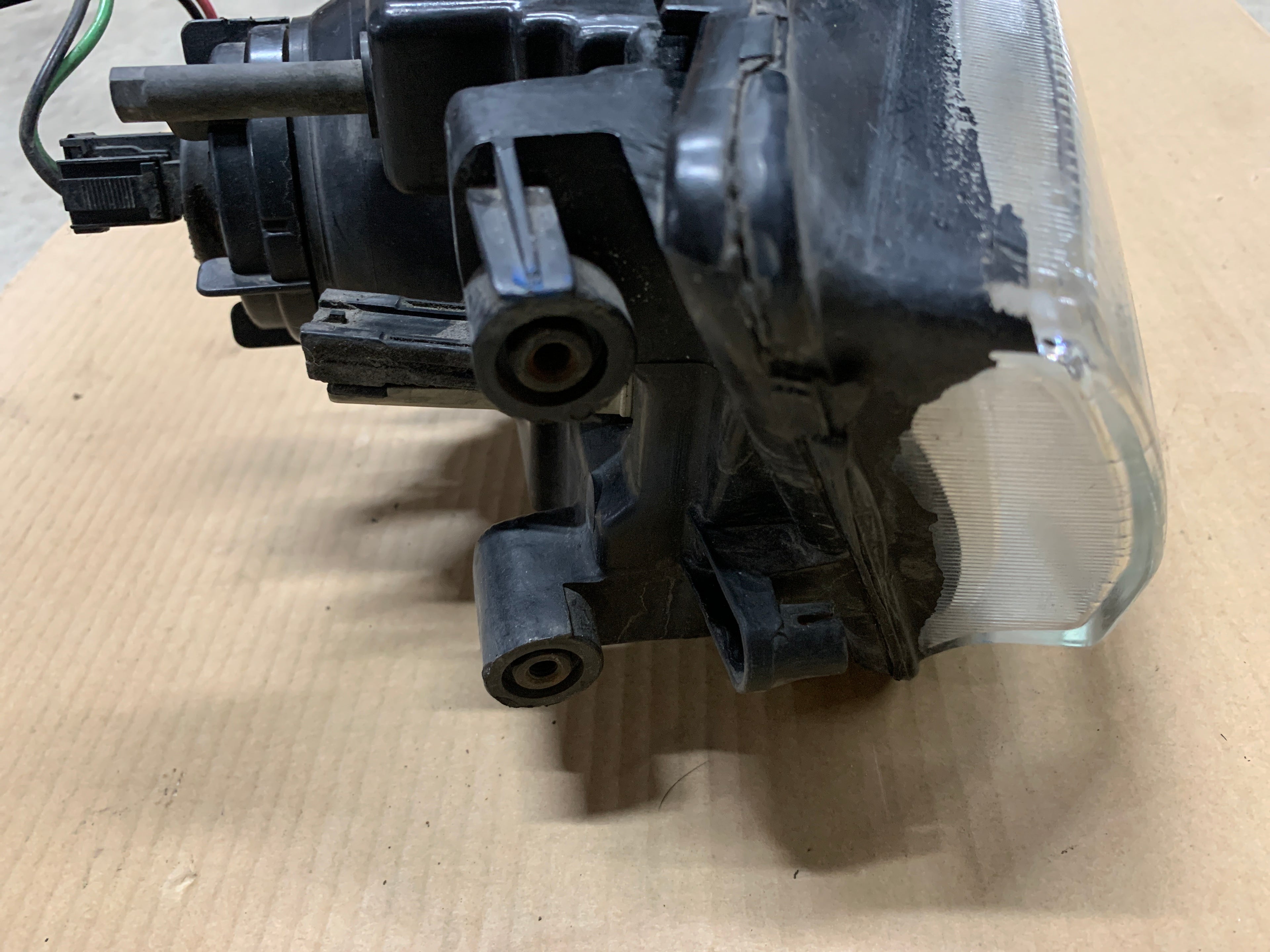 RIGHT Head Light ICHIKOH, R32