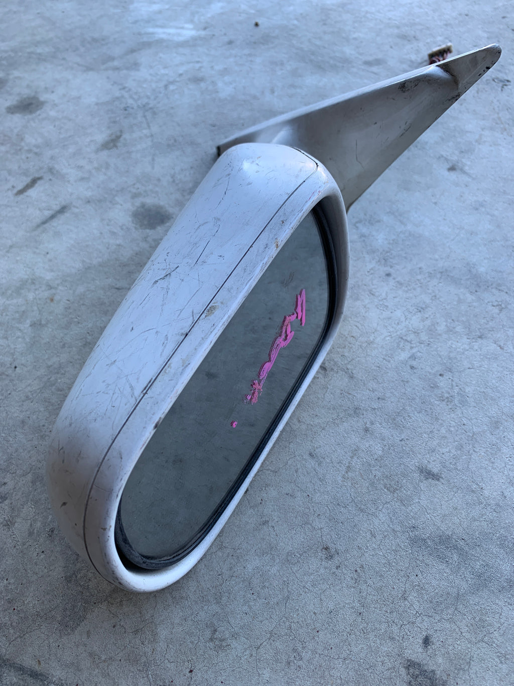 LEFT Wing Mirror, R32 4dr