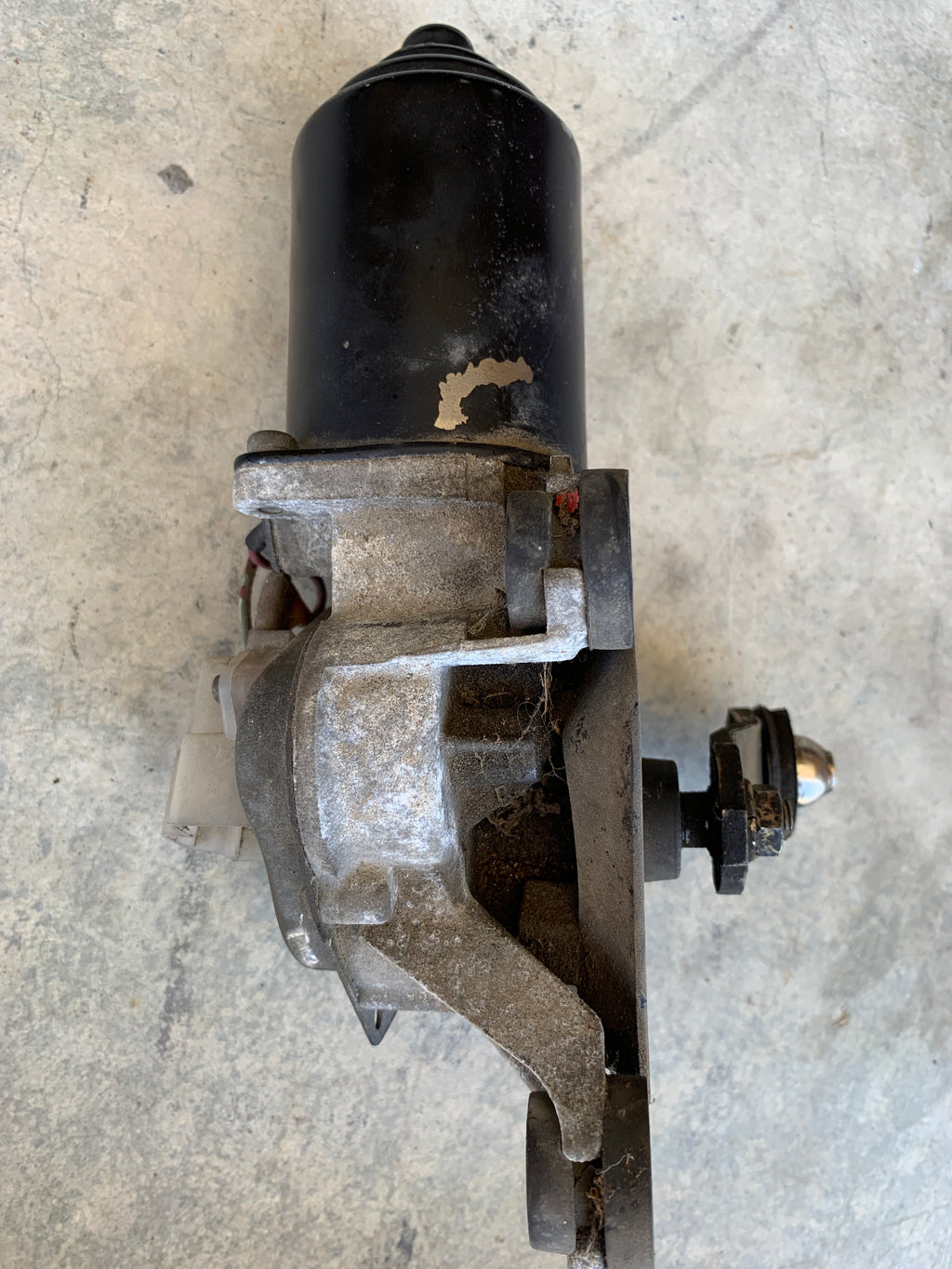 Front Wiper Motor, R32