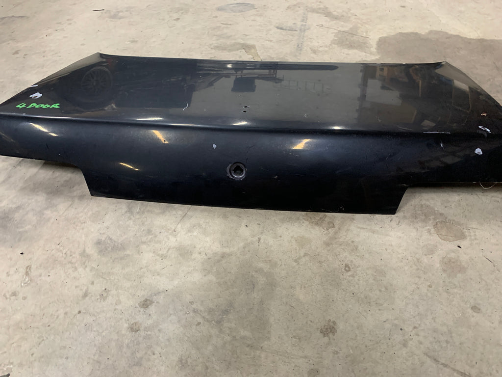 Boot Lid, R32 4-door