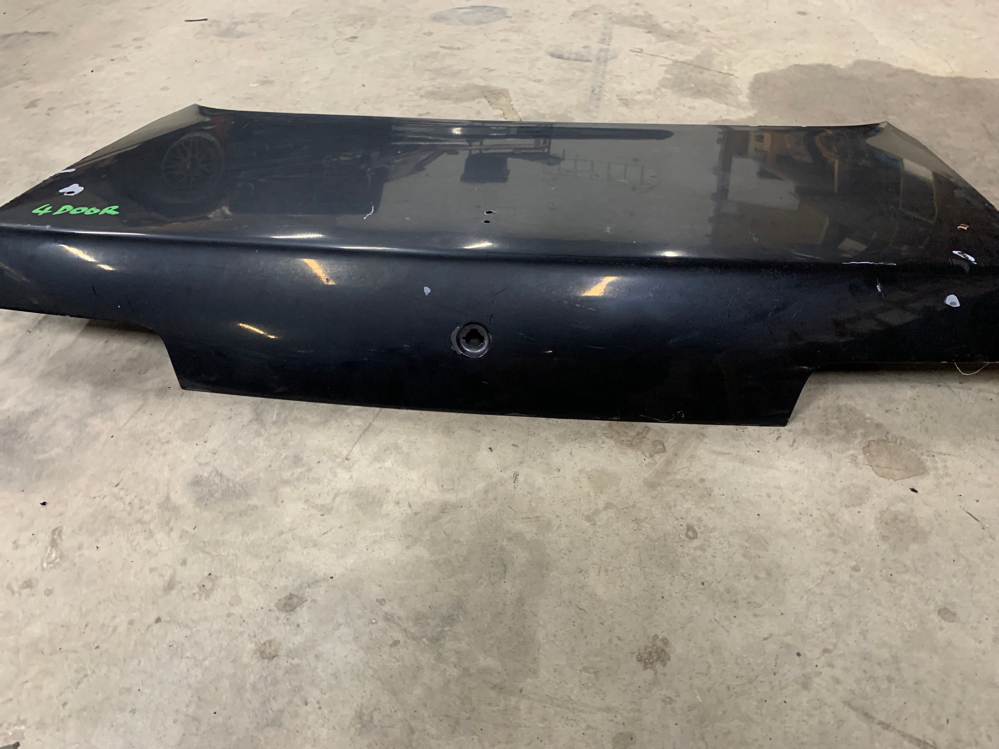 Boot Lid, R32 4-door