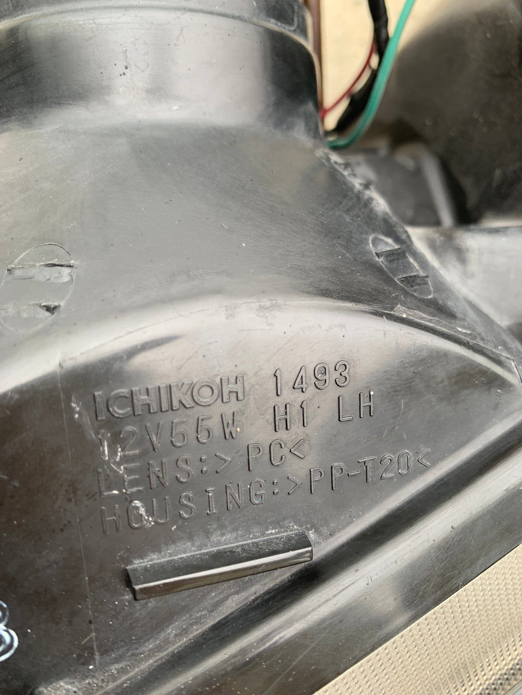 LEFT Headlight, R33 Series 1