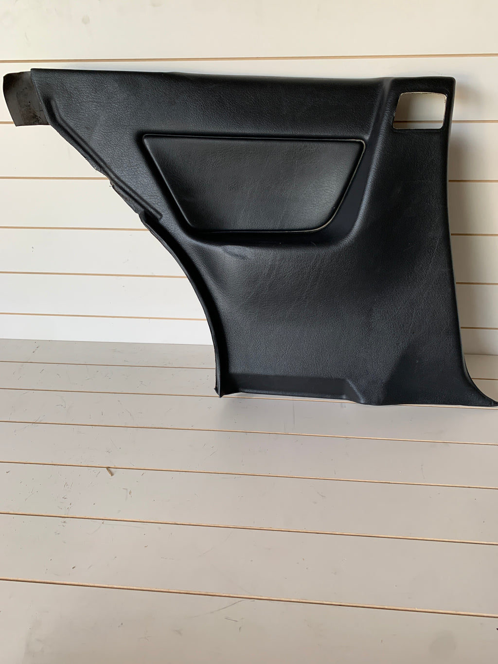 LEFT Lower 1/4 Trim, R32 Coupe