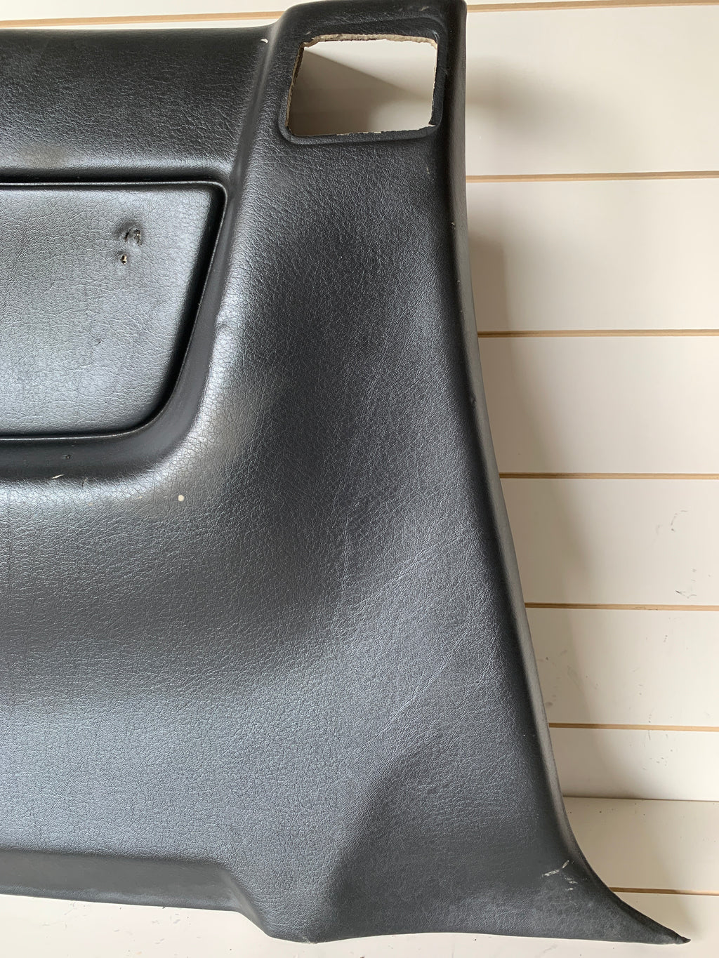 LEFT Lower 1/4 Trim, R32 Coupe