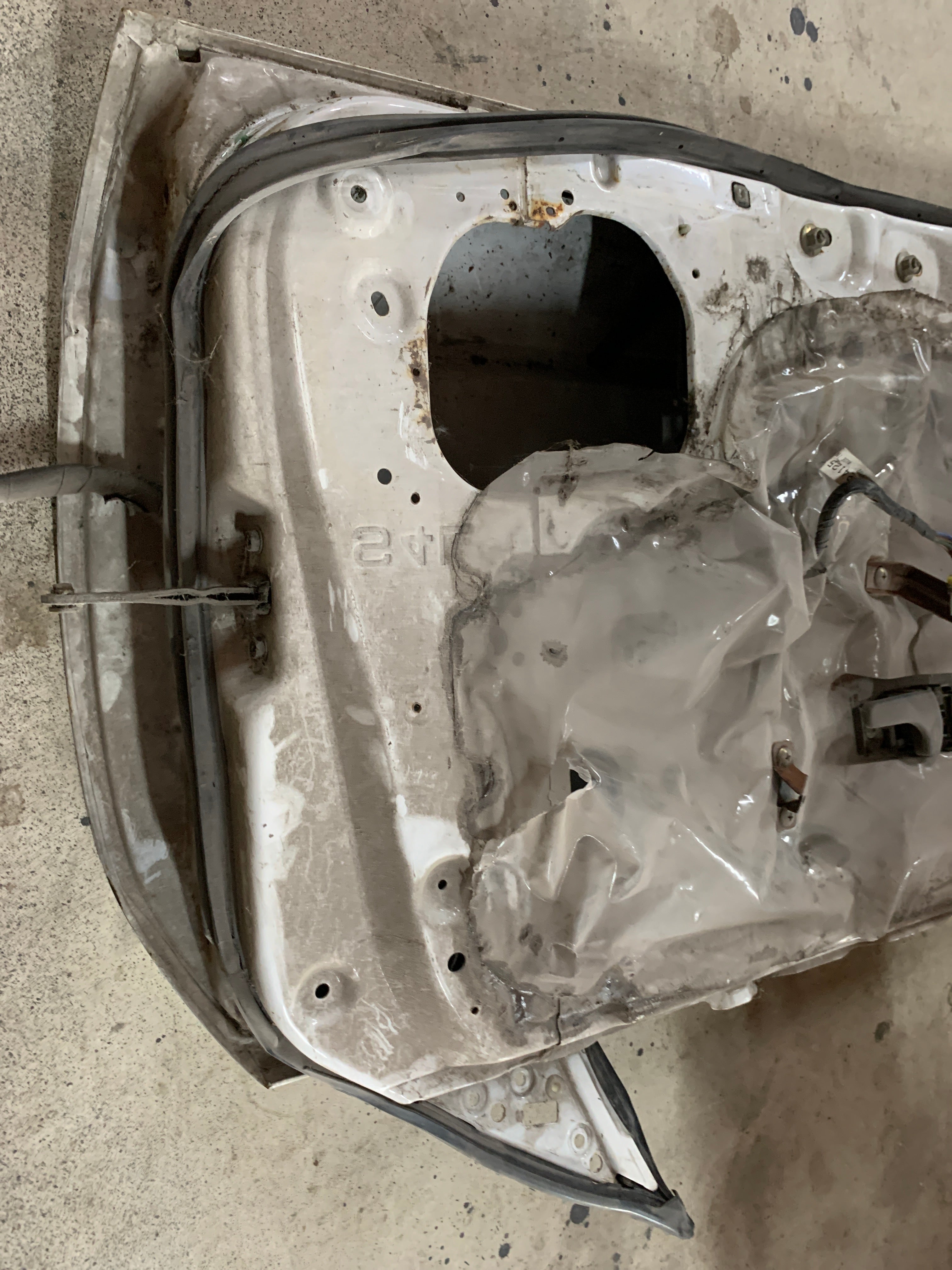 LEFT Door, R32 coupe