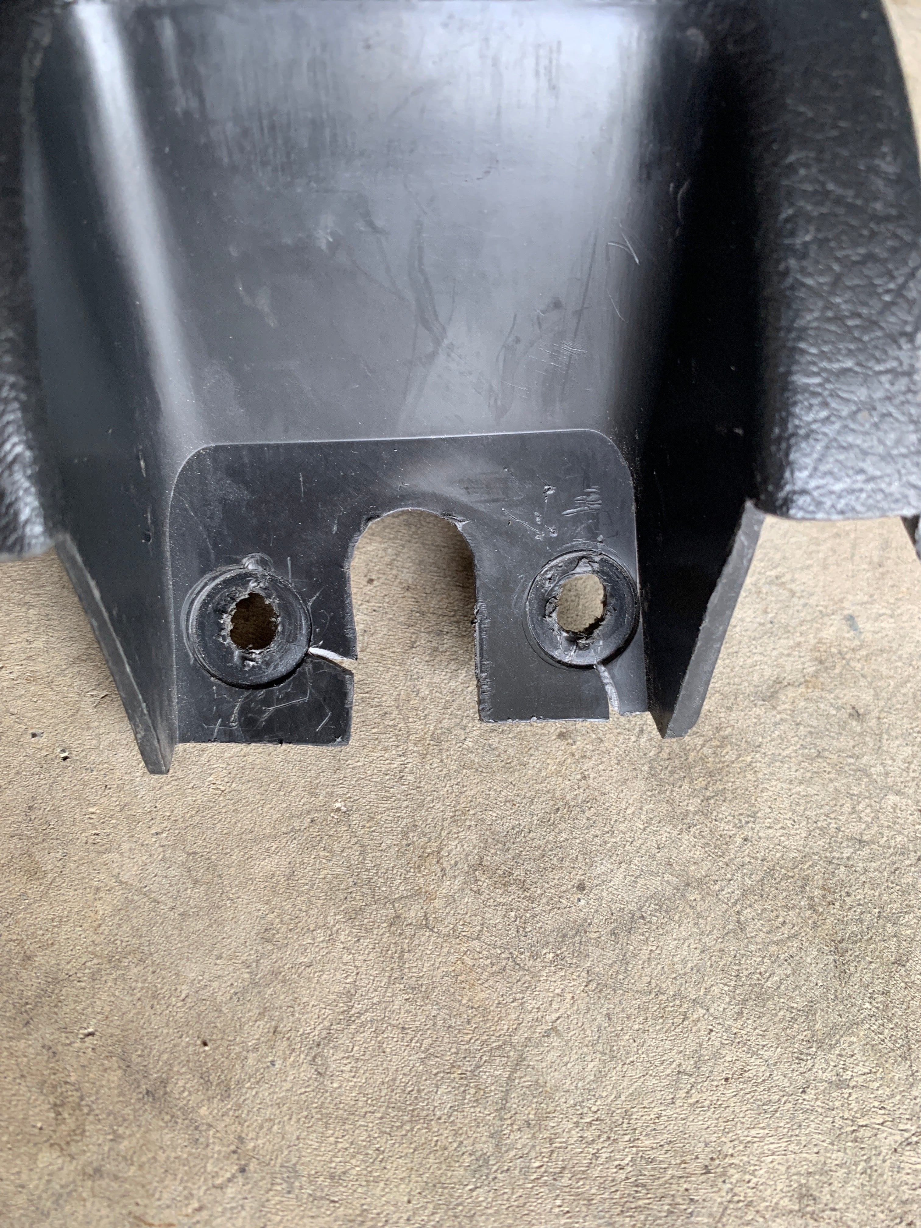 Lower Dash Panel, R32
