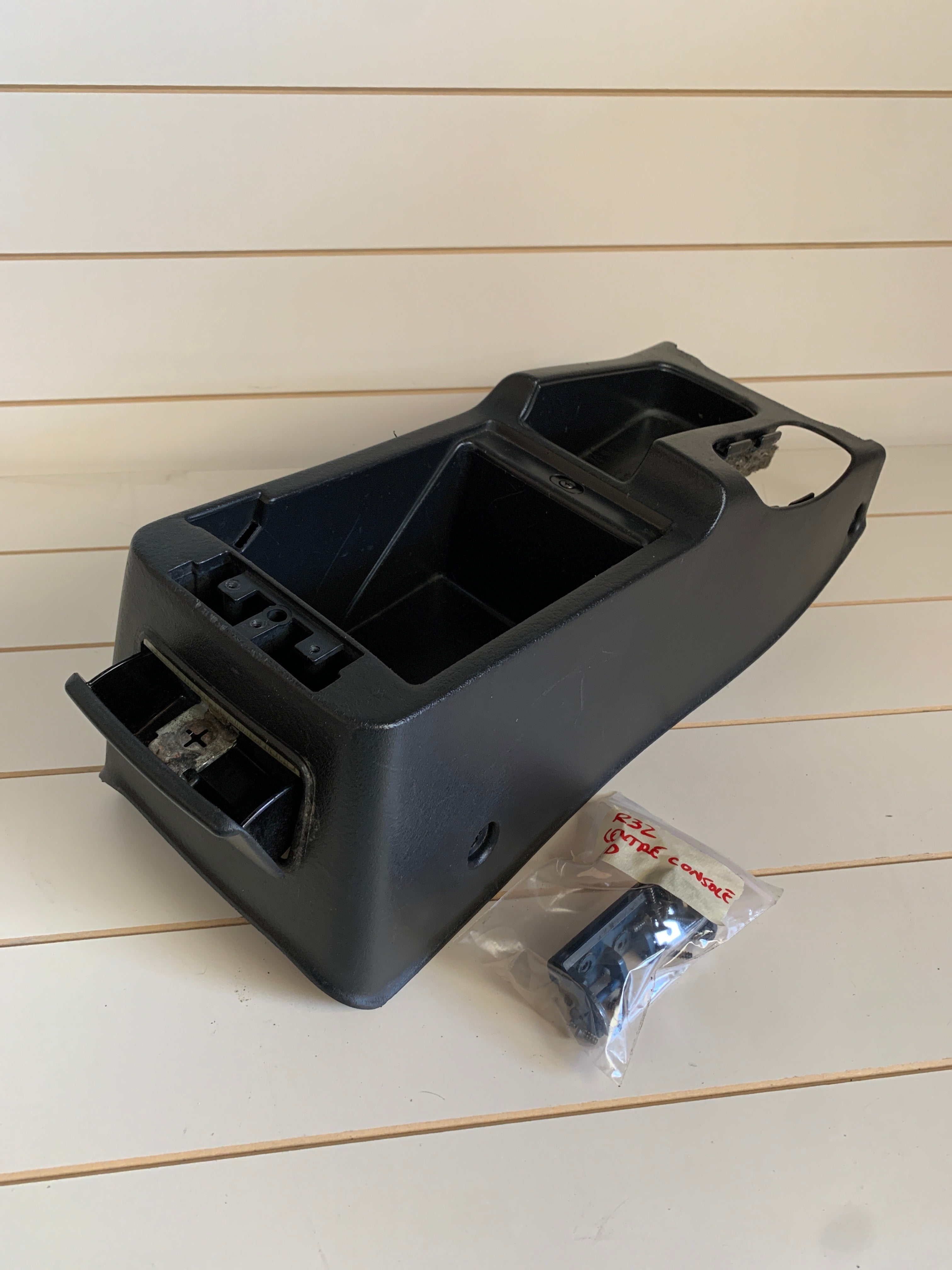 Centre Console, R32 GT-R