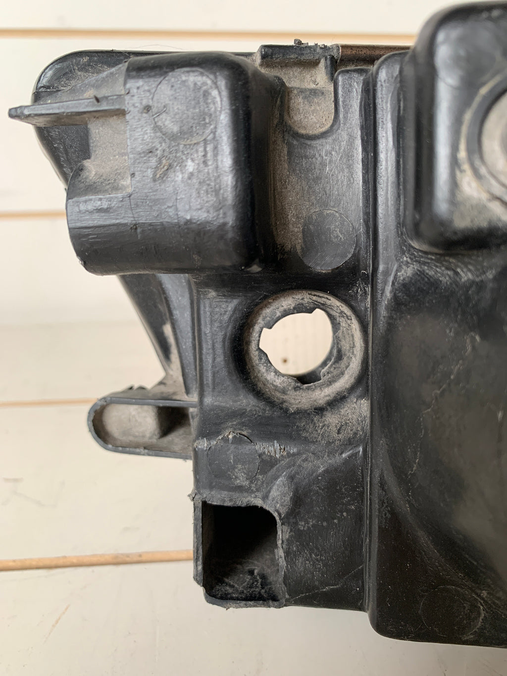 LEFT Head Light (damaged), R32
