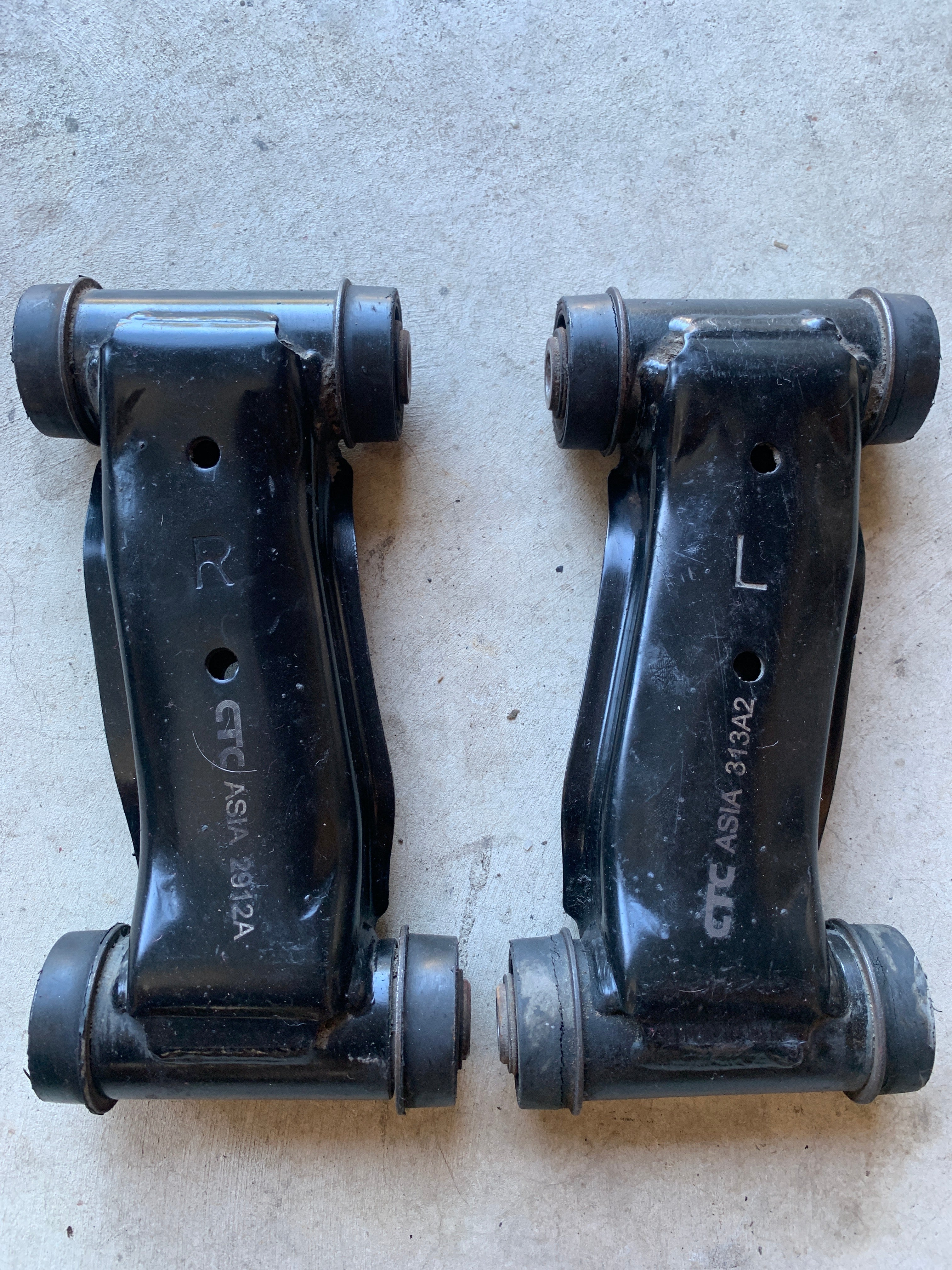 FRONT Camber Arms, R32 GTR