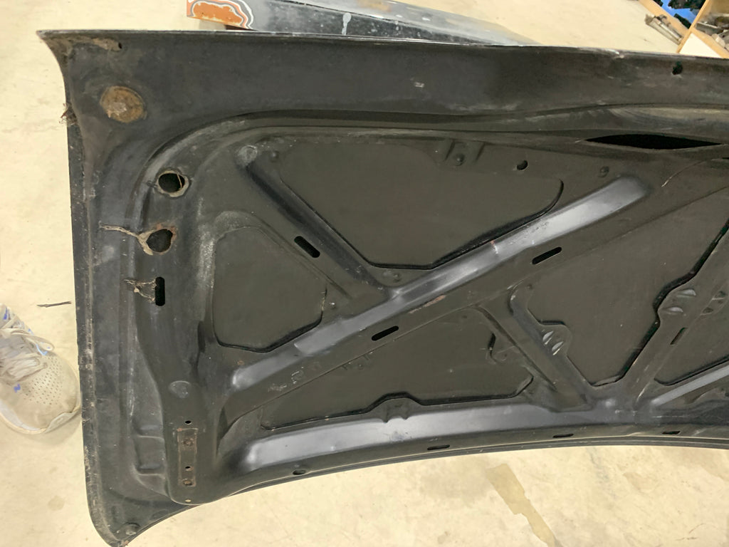 Boot Lid, R32 4-door