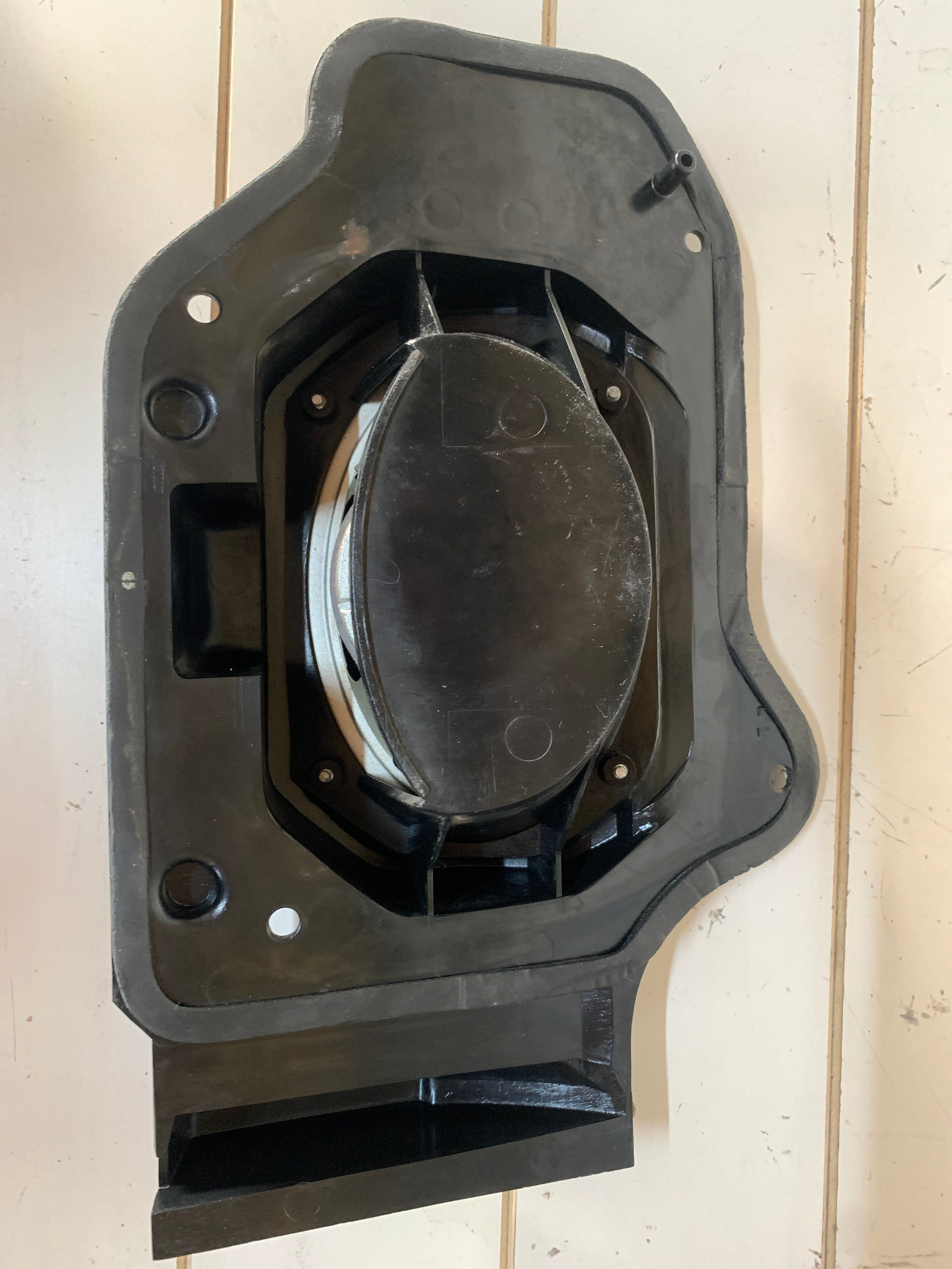 Front Speakers + Holders, R32