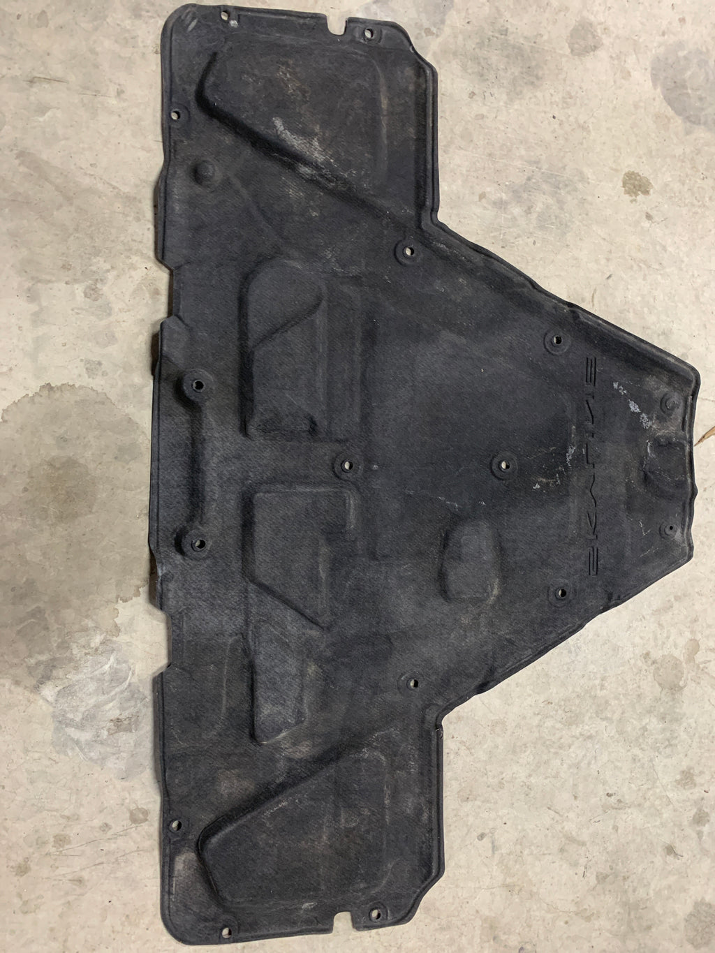 Bonnet Liner, R32
