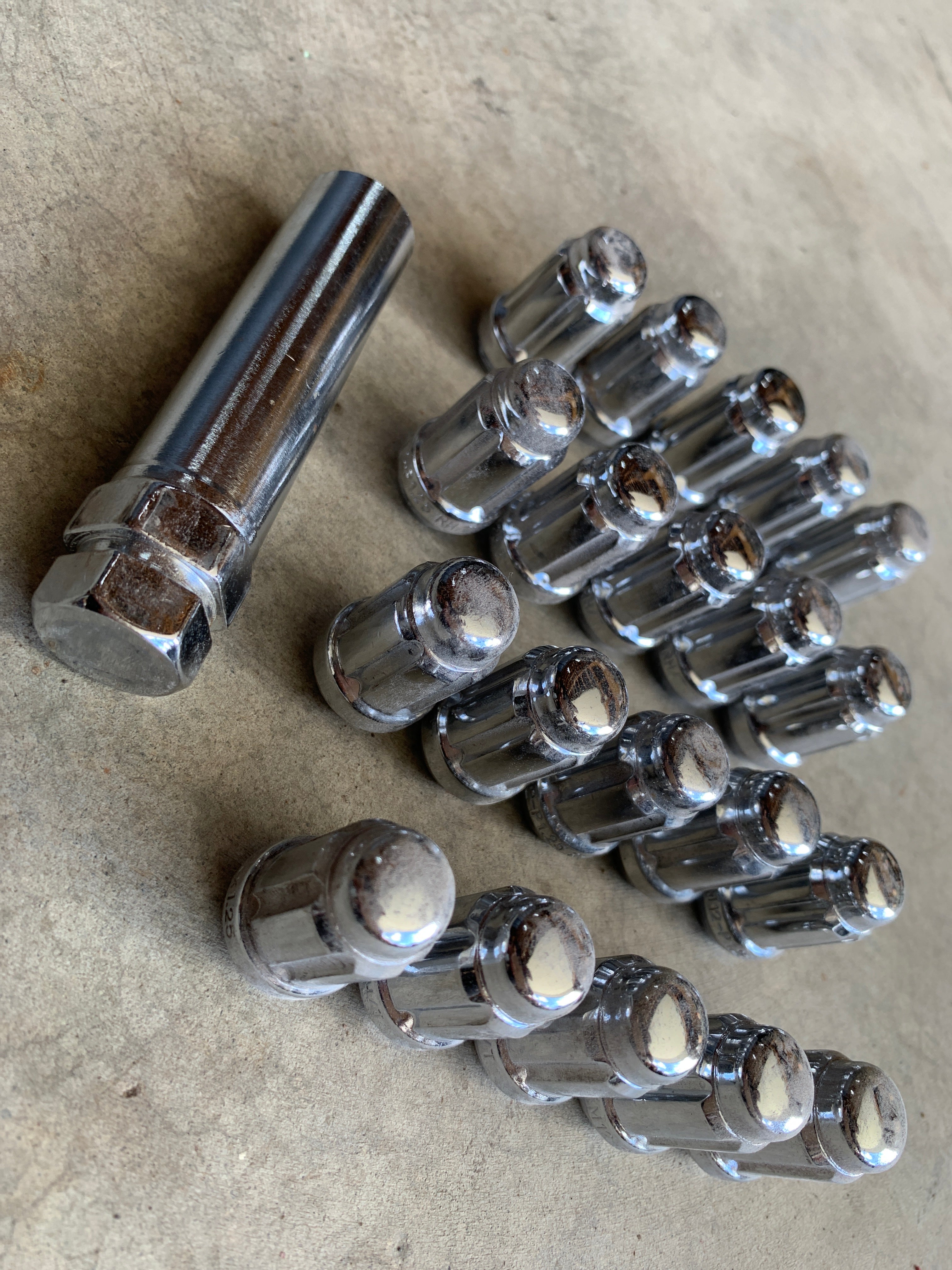 Locknut Wheel Nut SET, M12 x1.25