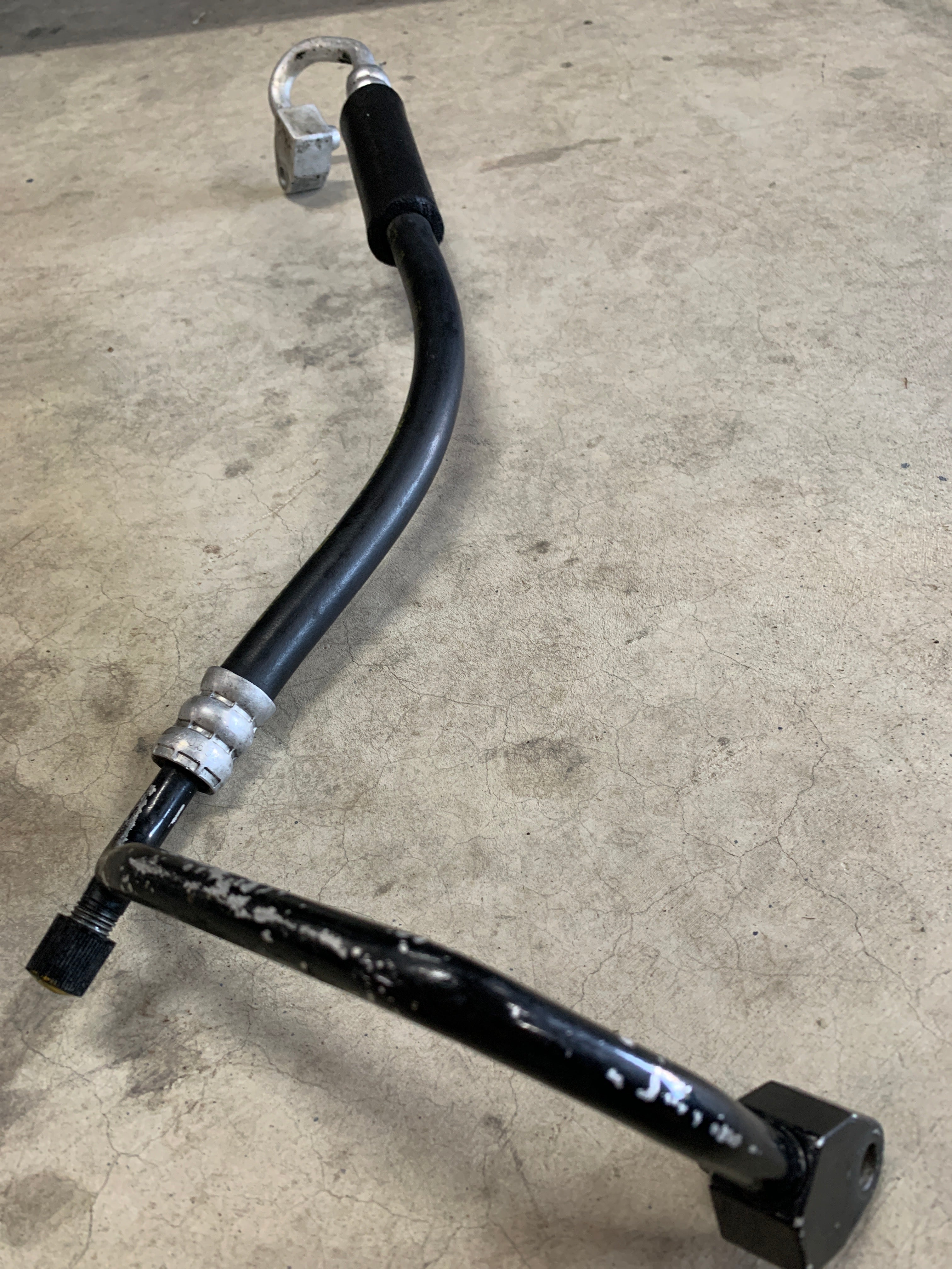 HIGH SIDE Air Conditioning Line, R32 Skyline