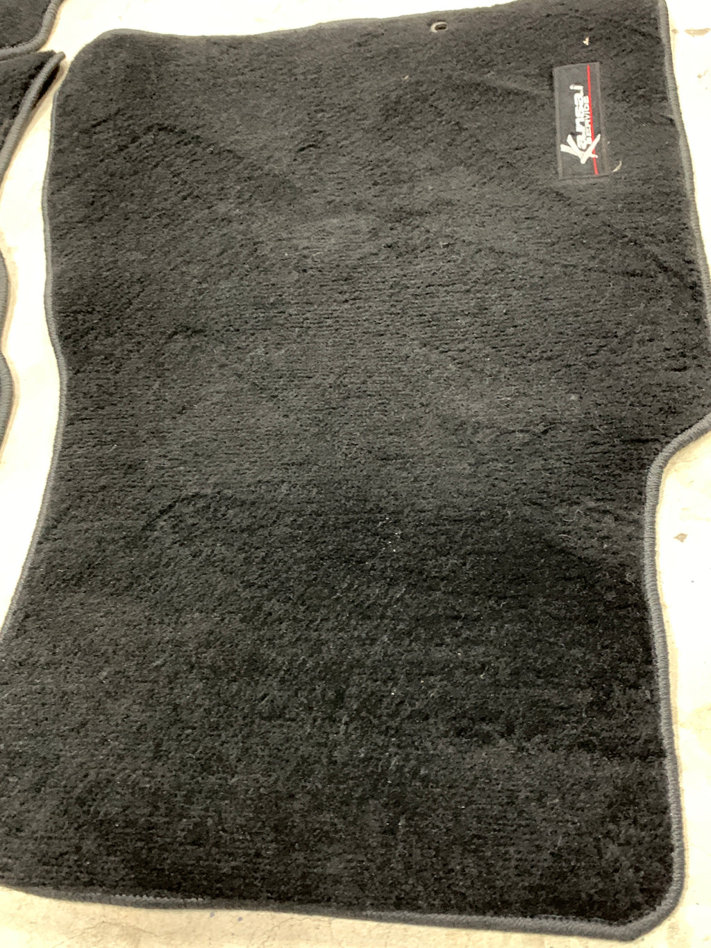 Kansai Service Floor Mats, R32