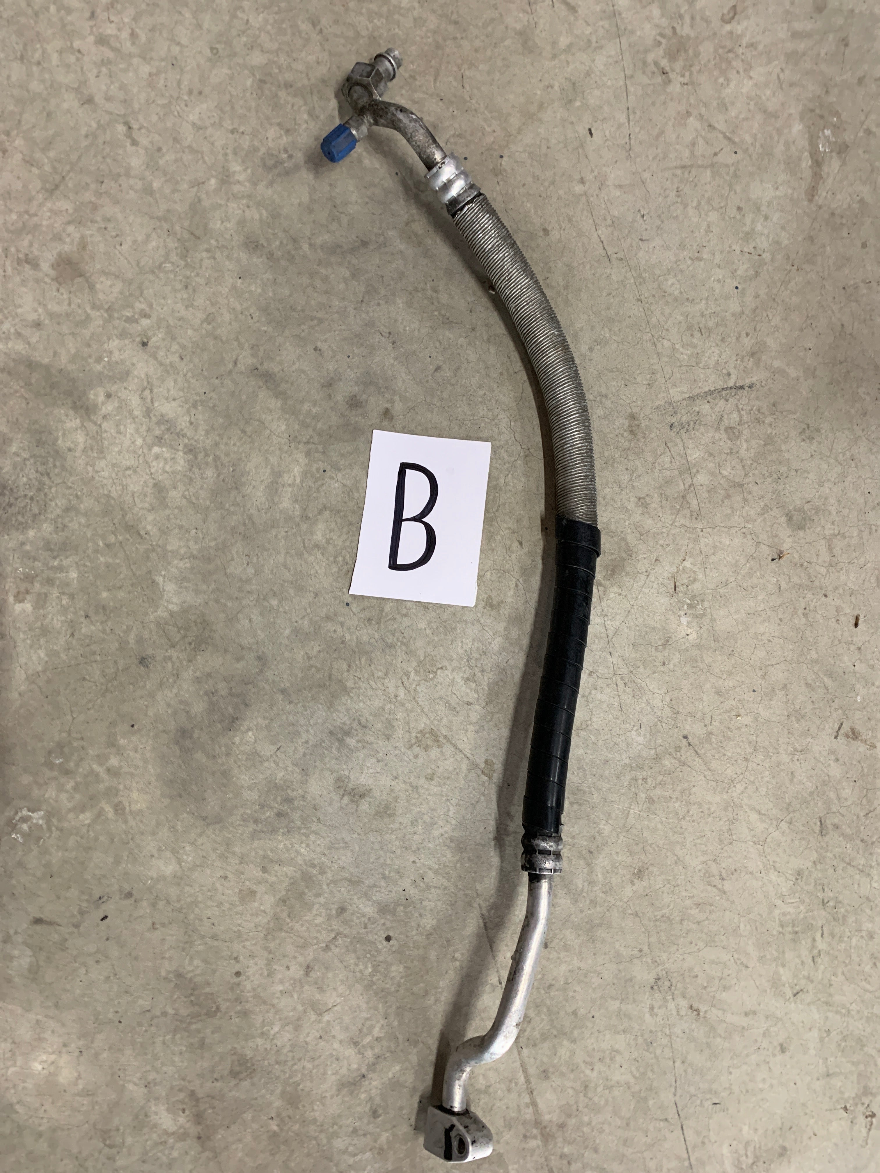 LOW SIDE Air Conditioning Line, R32 Skyline