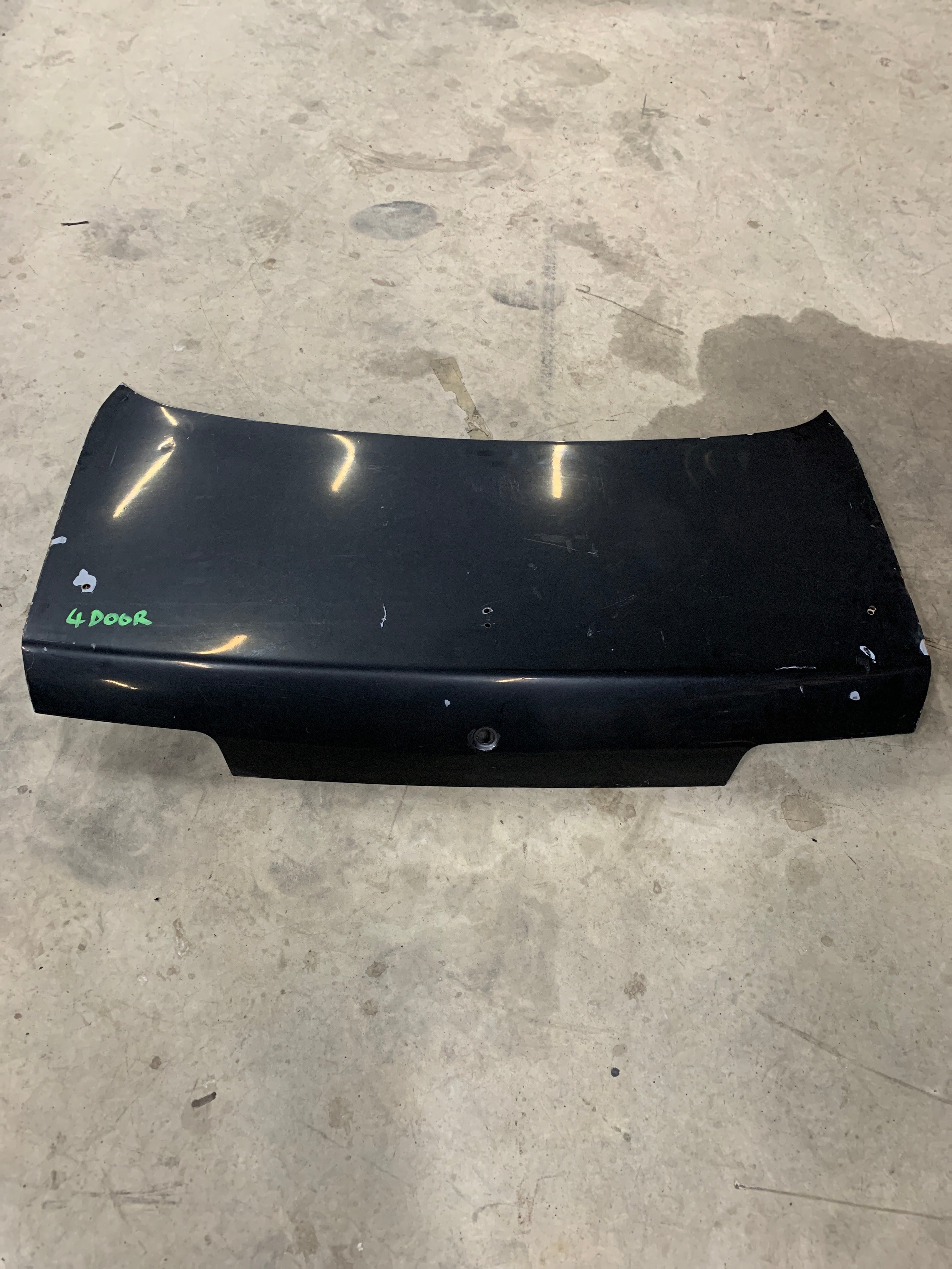 Boot Lid, R32 4-door
