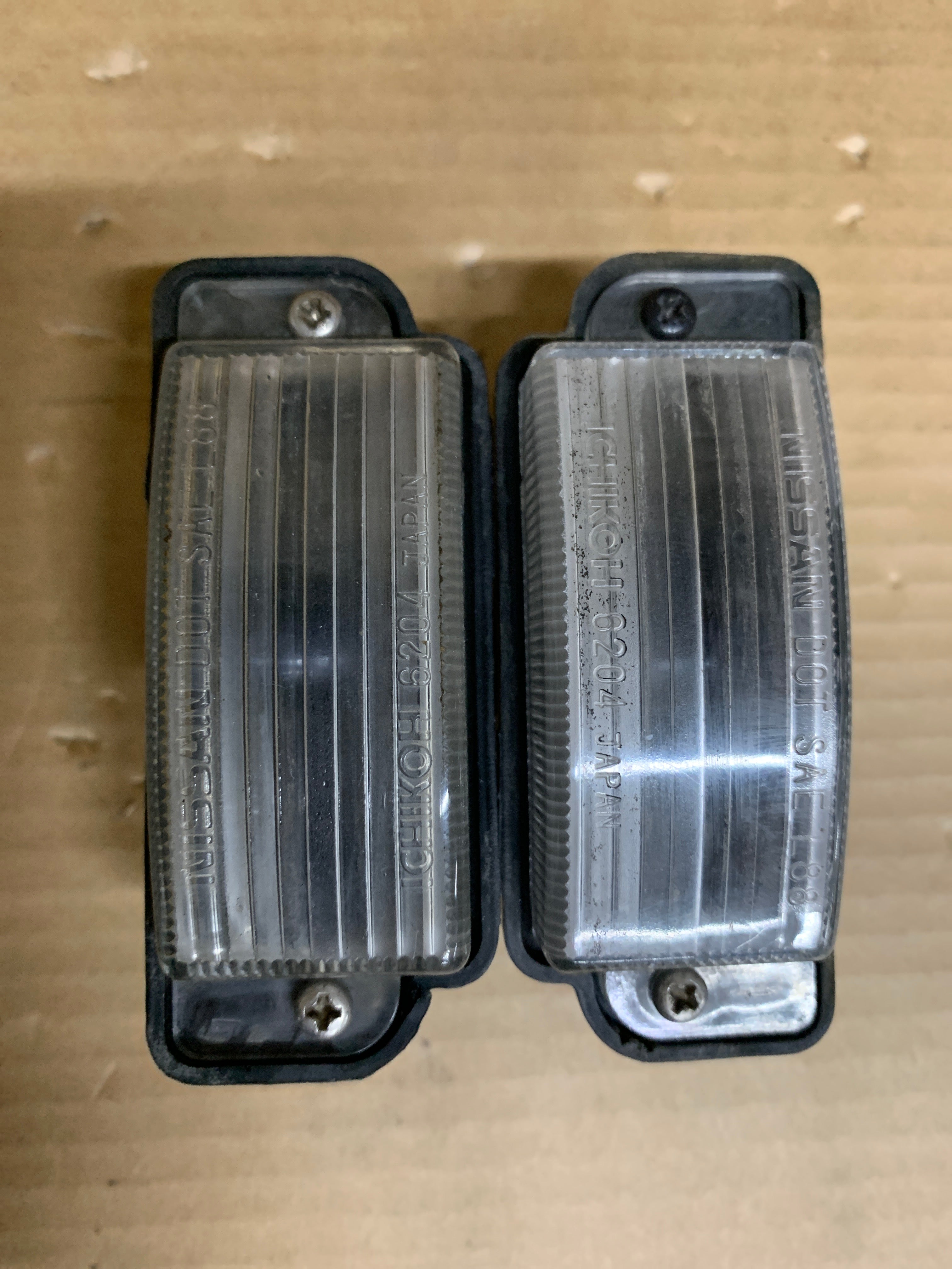 Number Plate Lights, R32
