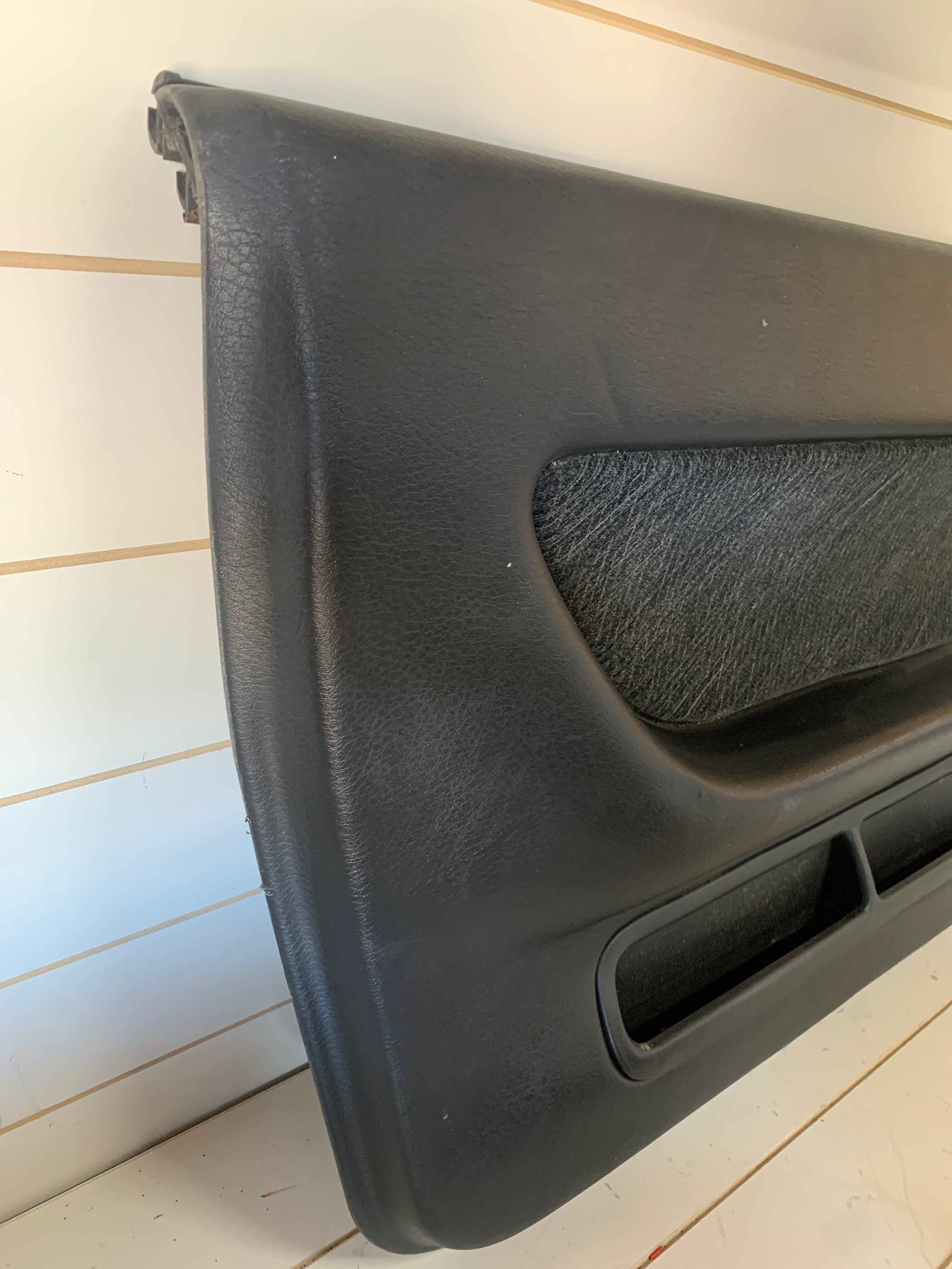 LEFT Door Card, R32