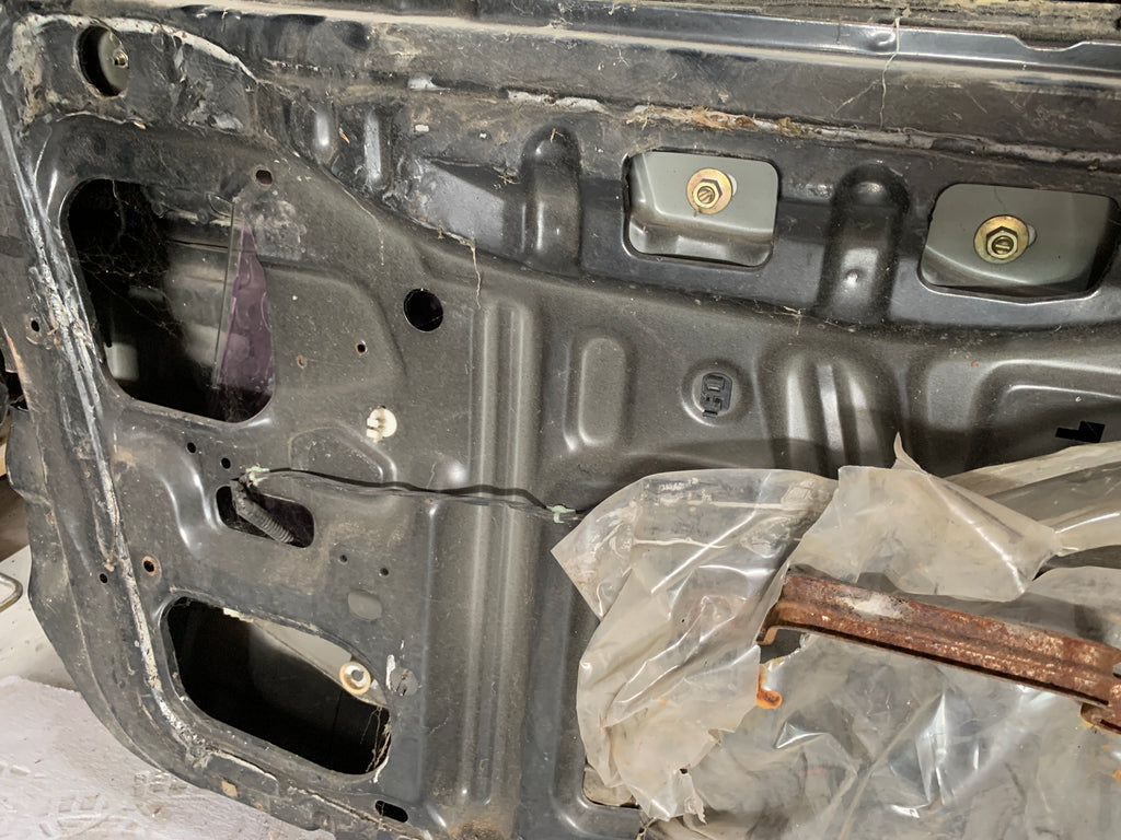 Damaged LEFT Door, R32 coupe