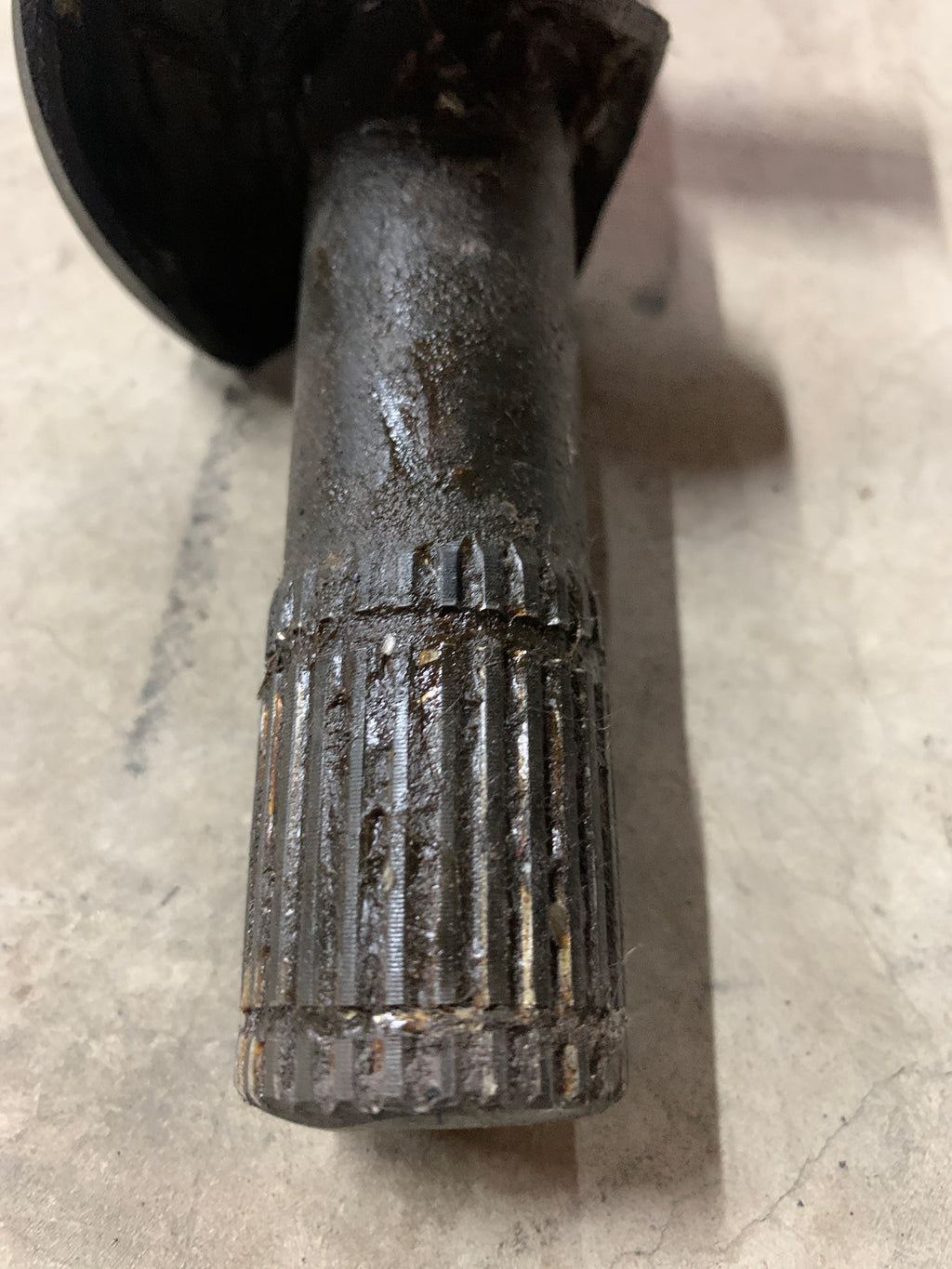 RIGHT Rear Axle damaged, R32 GTR