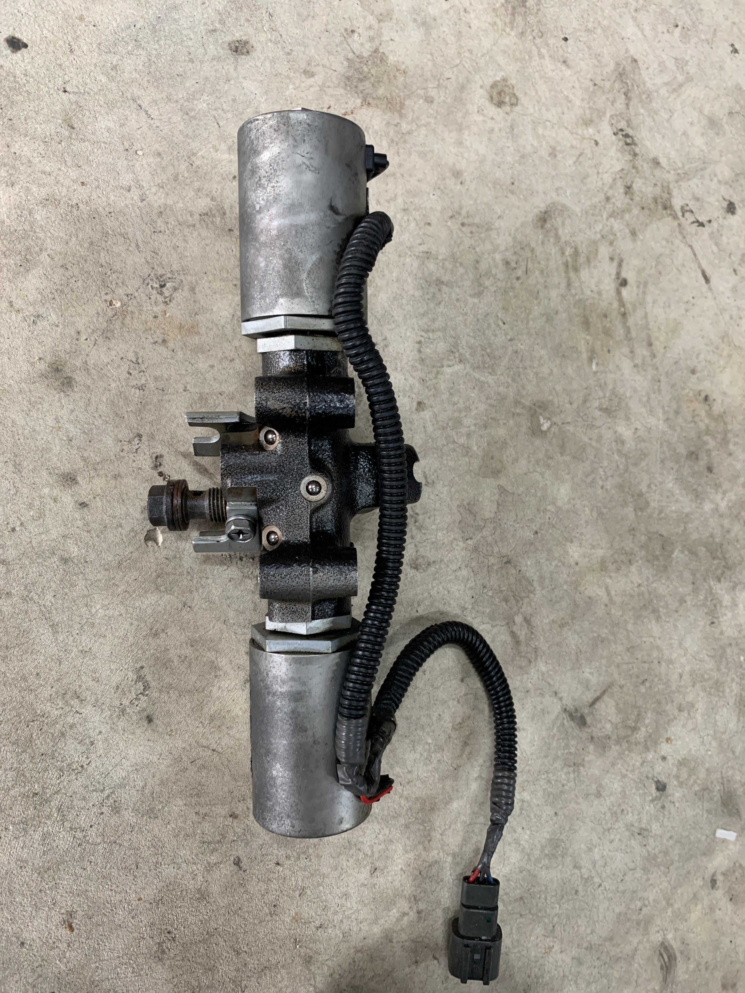Hicas Pressure Pump Valve Unit,  R32 GTR