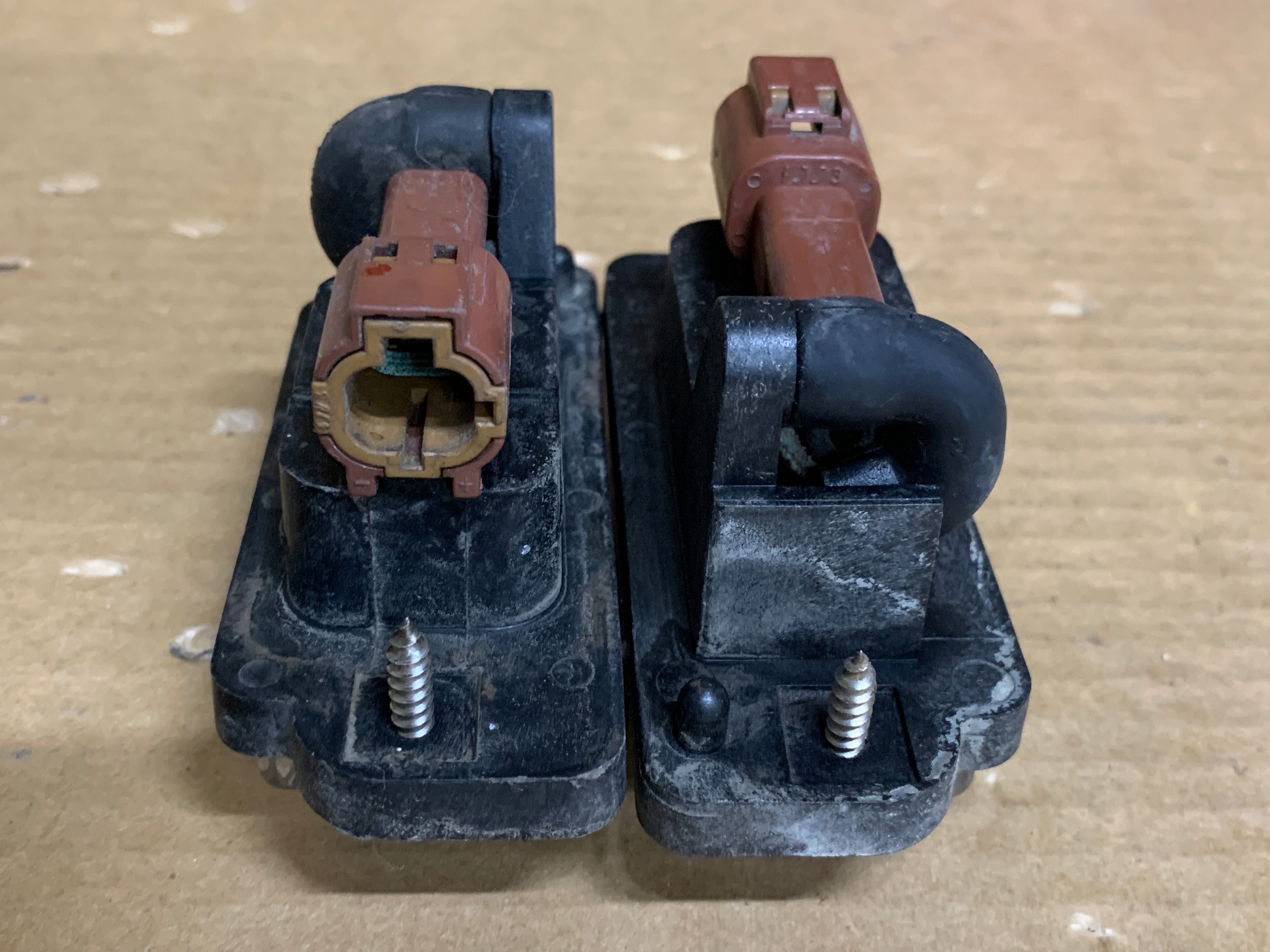 Number Plate Lights, R32