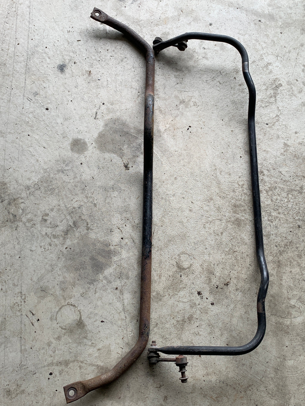 Front & Rear Sway Bars, R32 GTR