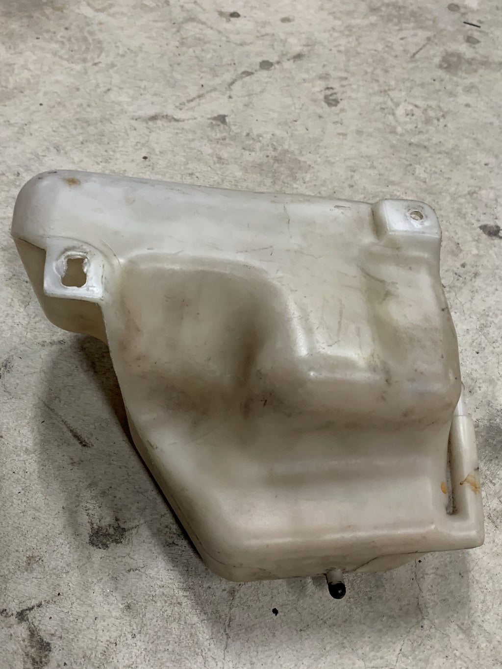 Radiator Overflow, R32