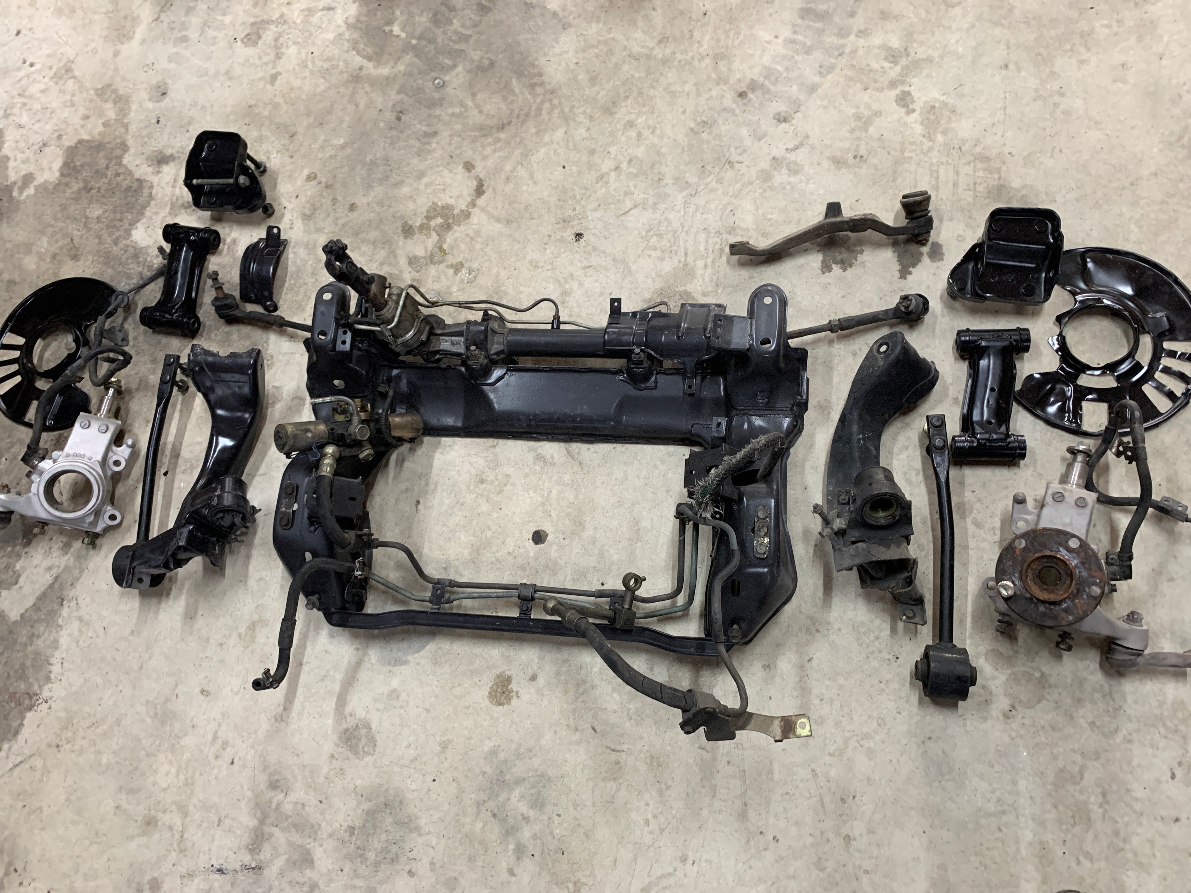 FRONT Subframe, (incomplete) R32 GTR