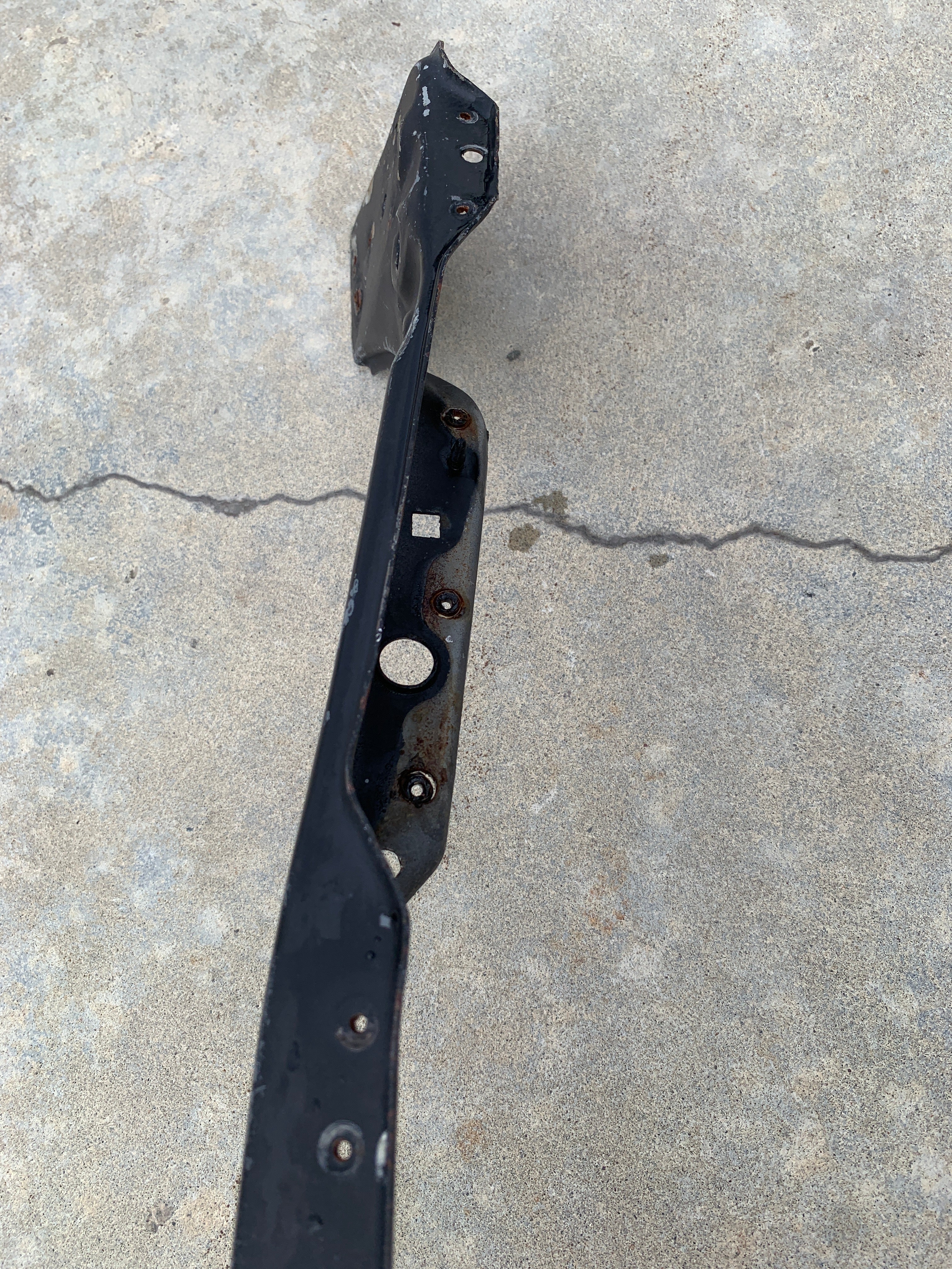 Top Radiator Support, R32 GTR