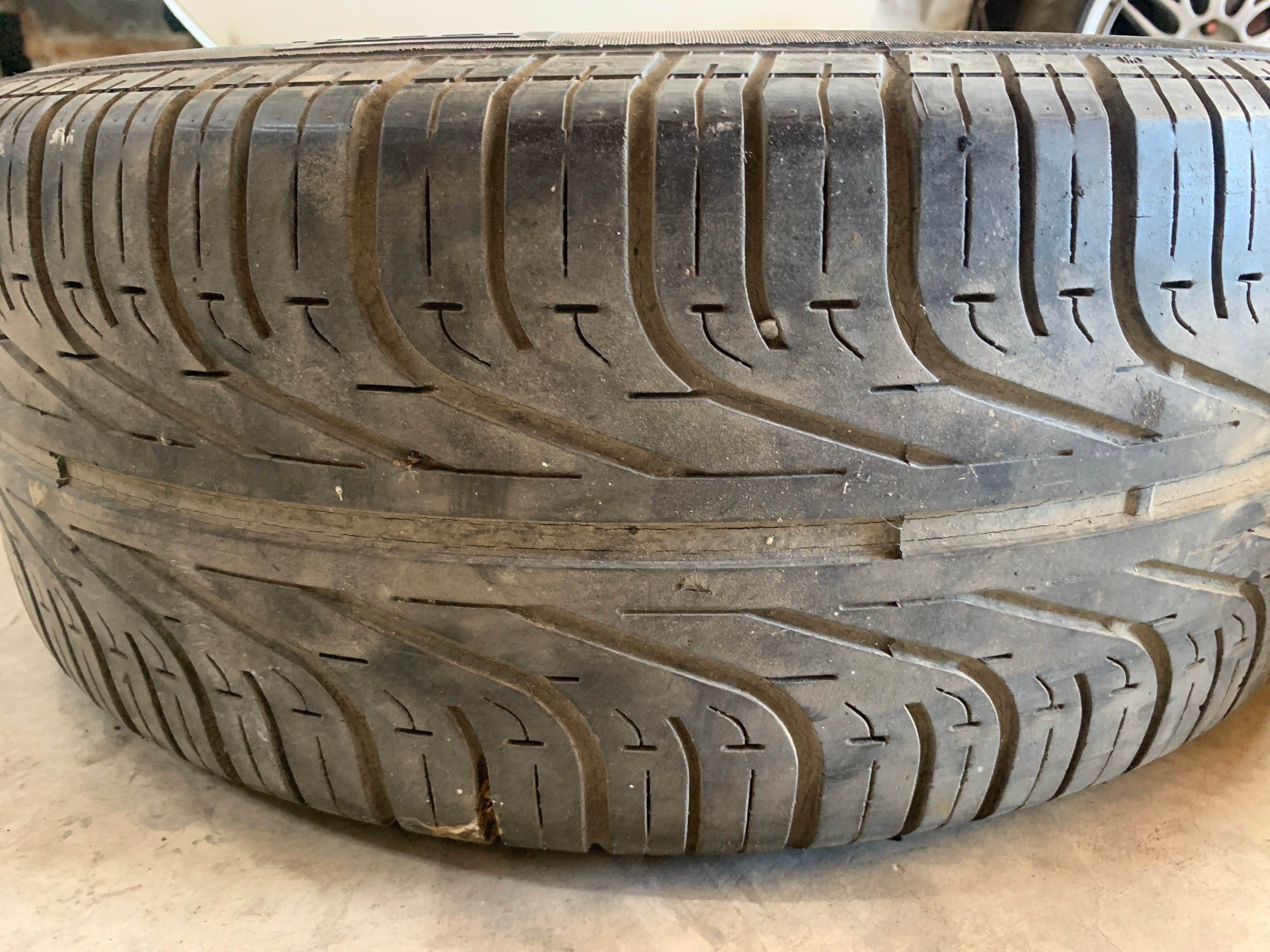 Giugiaro Wheels 225/50 R16