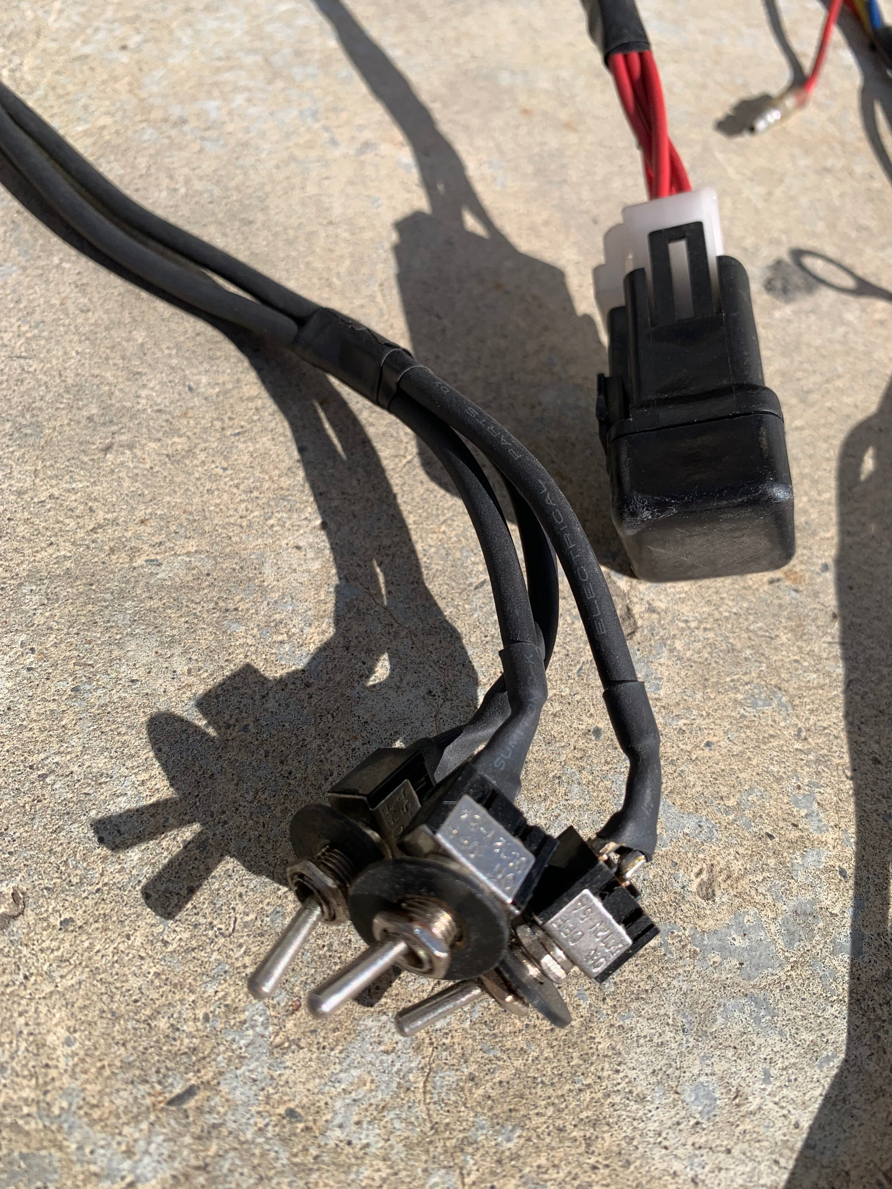 WHELEN 6 Lamp Strobe Light Power Supply w/loom