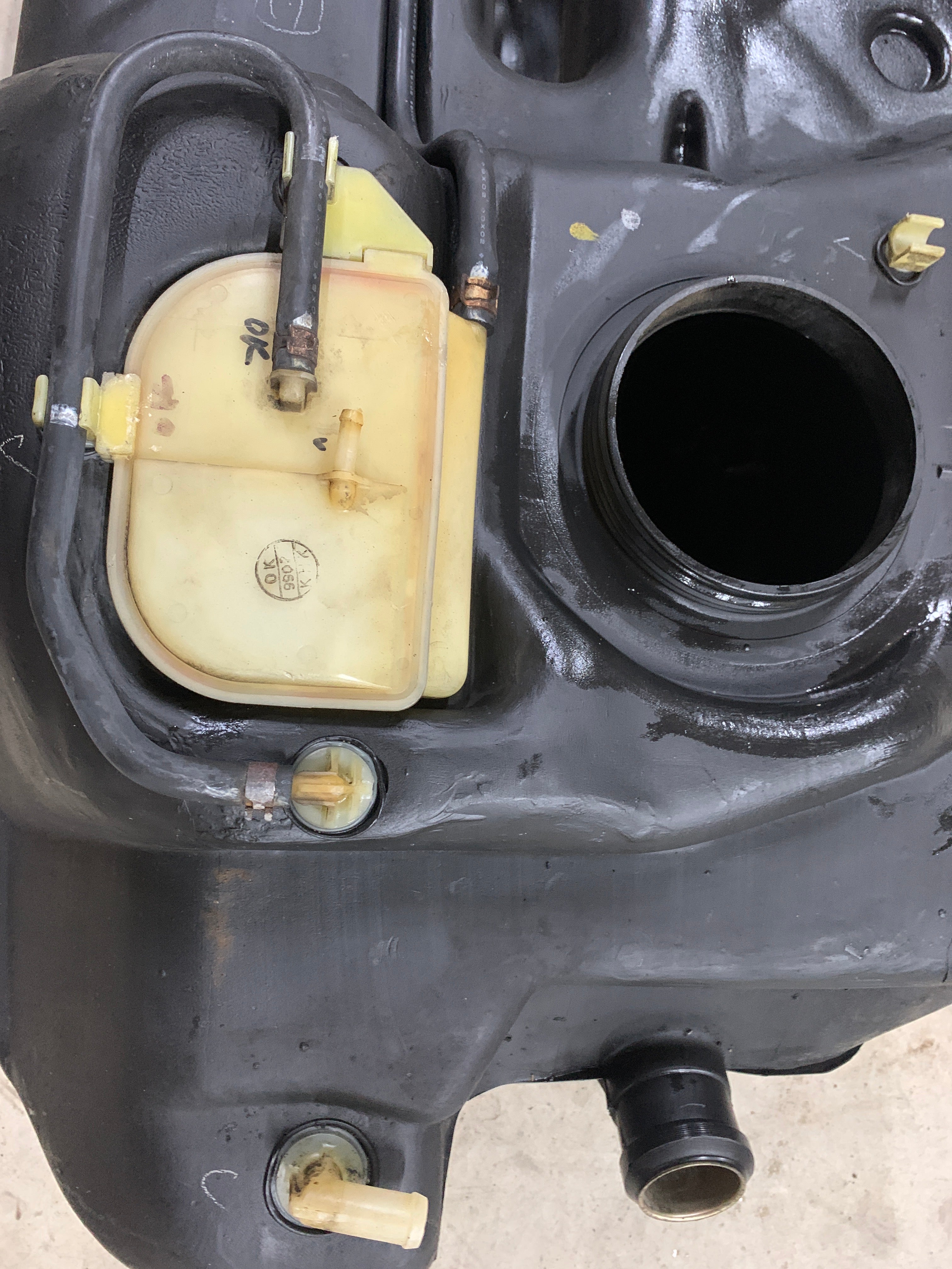 Fuel Tank, R32 GTR