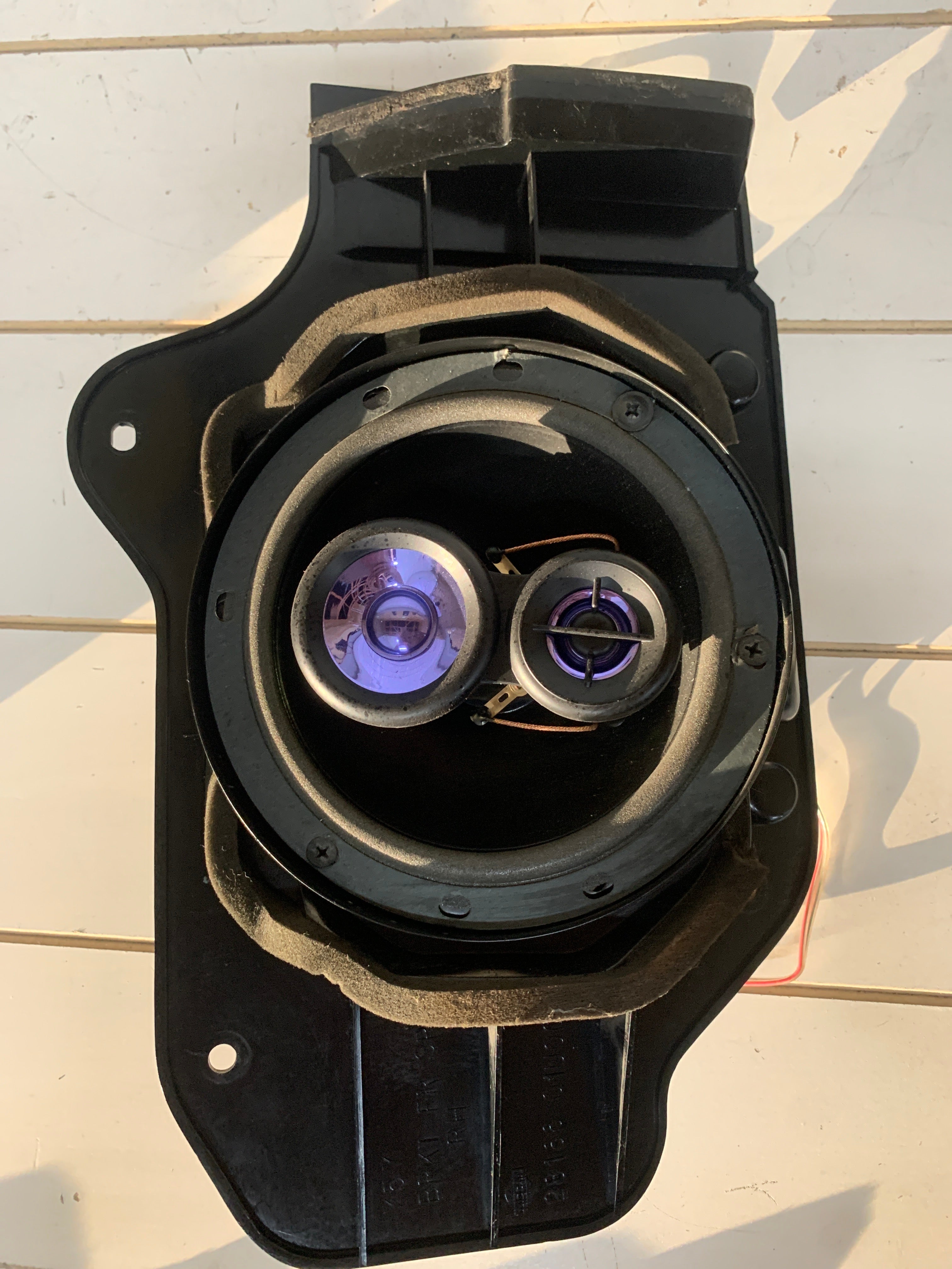 Front Speakers + Holders, R32