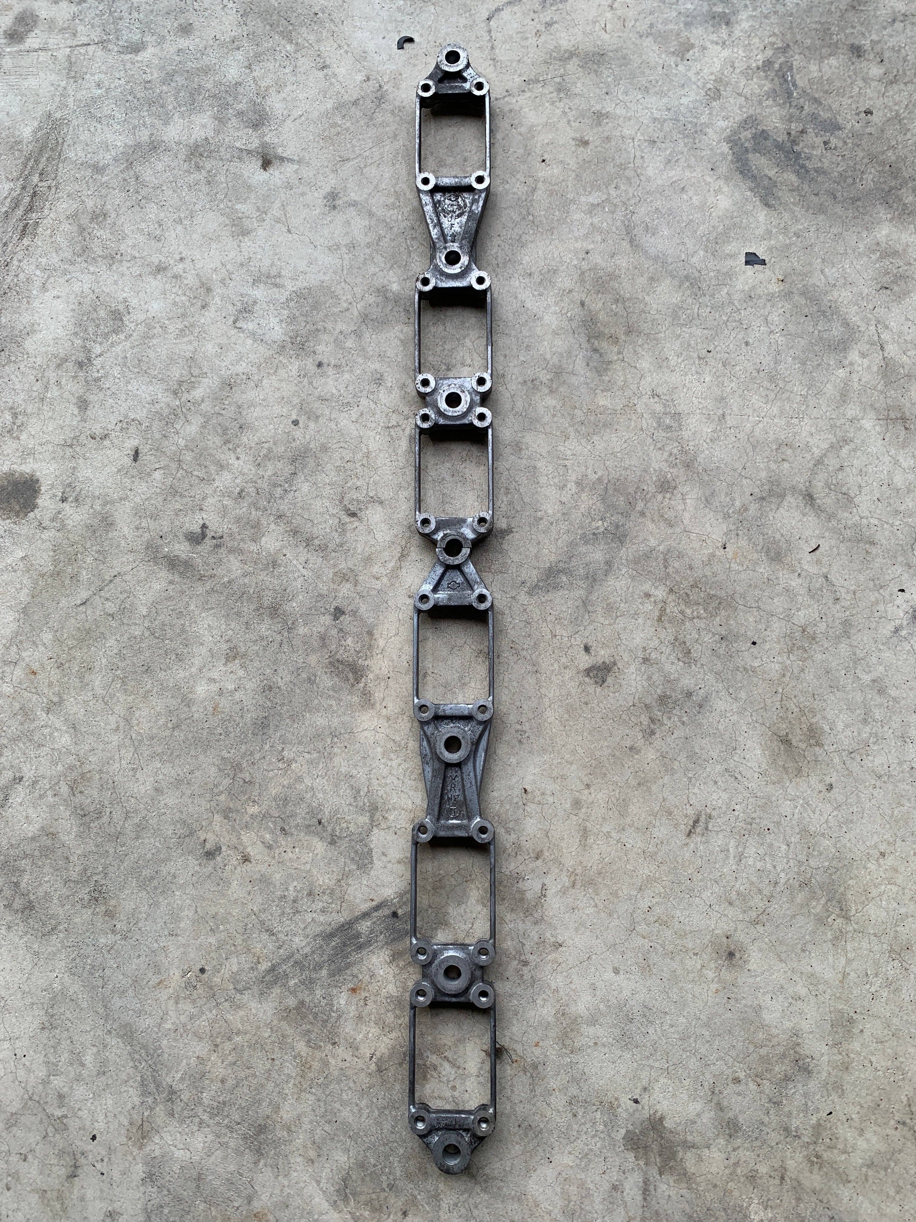 Coil pack Brackets, RB
