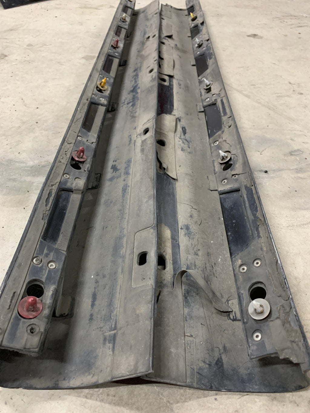 Side skirts w N1 Style end Caps, R32 GTR