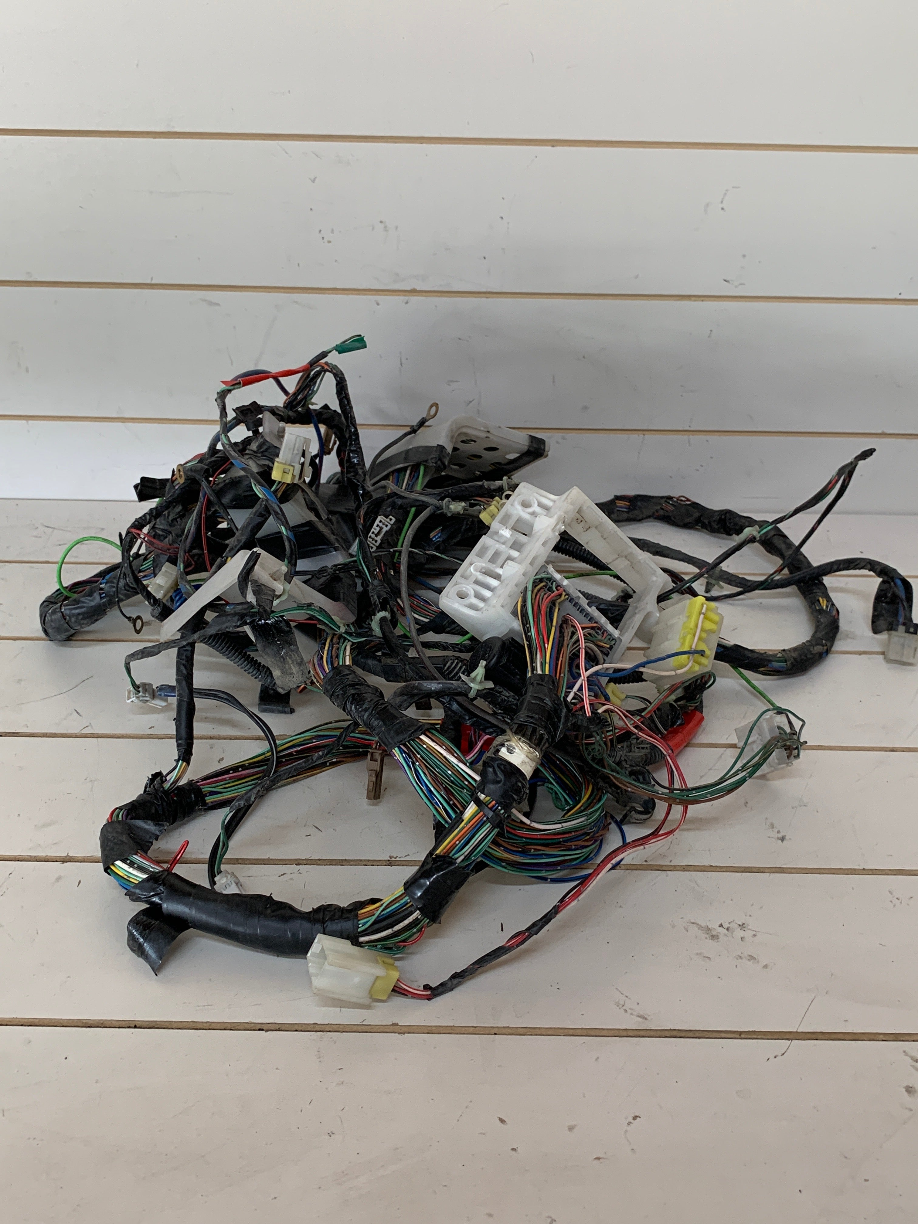 Interior Body Loom *Parts , R32 RWD