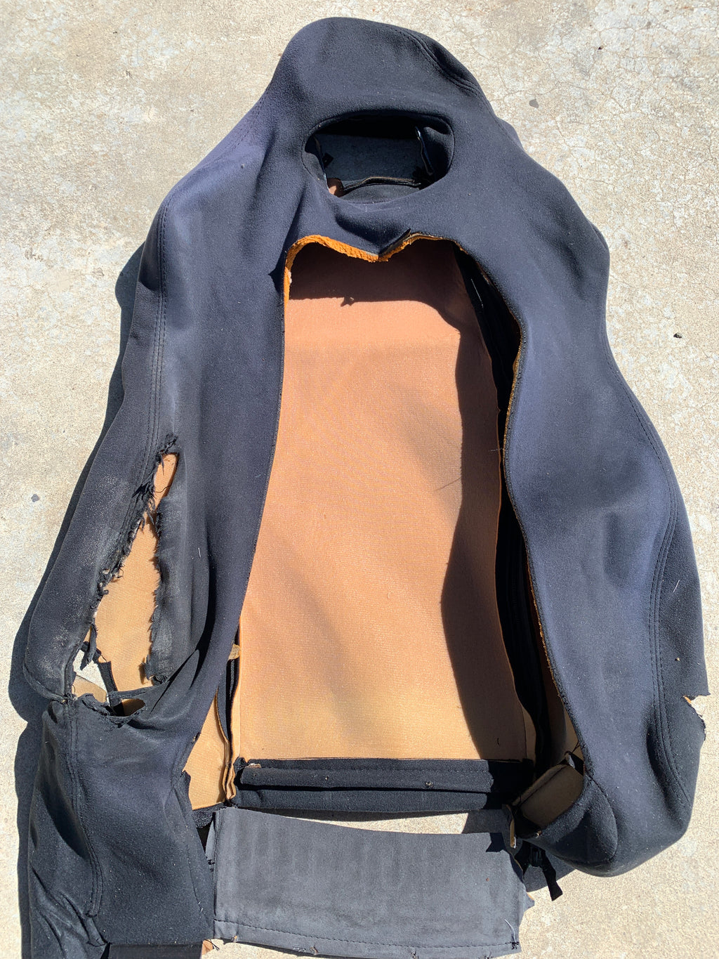 *Damaged Drivers Seat Upholstery, R32 GTR