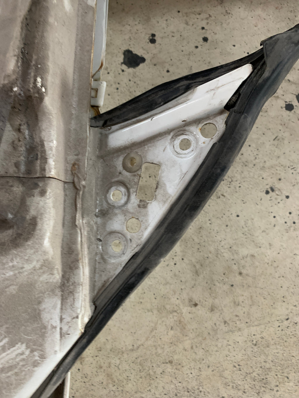 LEFT Door, R32 coupe