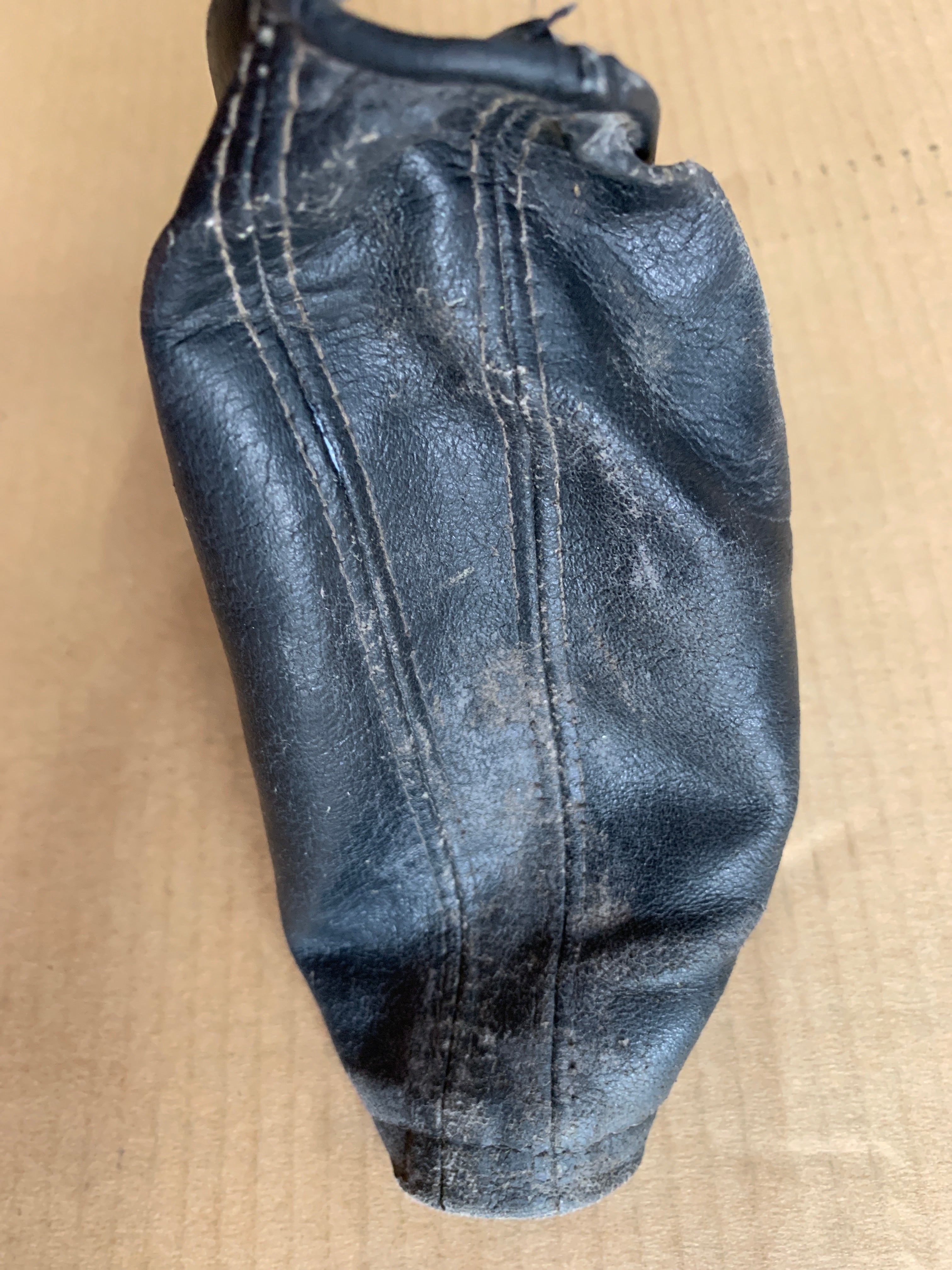 Hand Brake Boot, R32