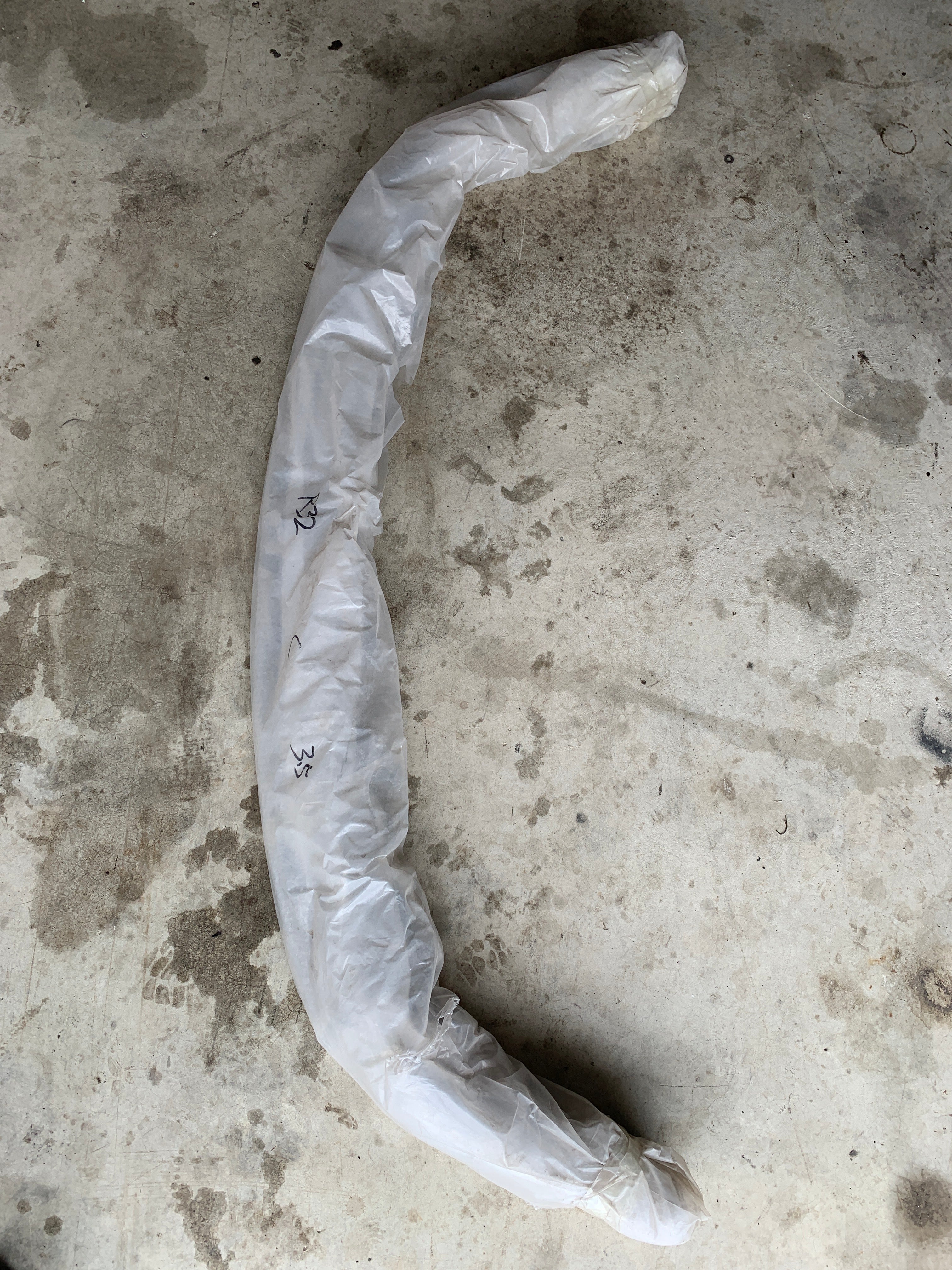 NEW Carbon Fibre Front Lip, R32