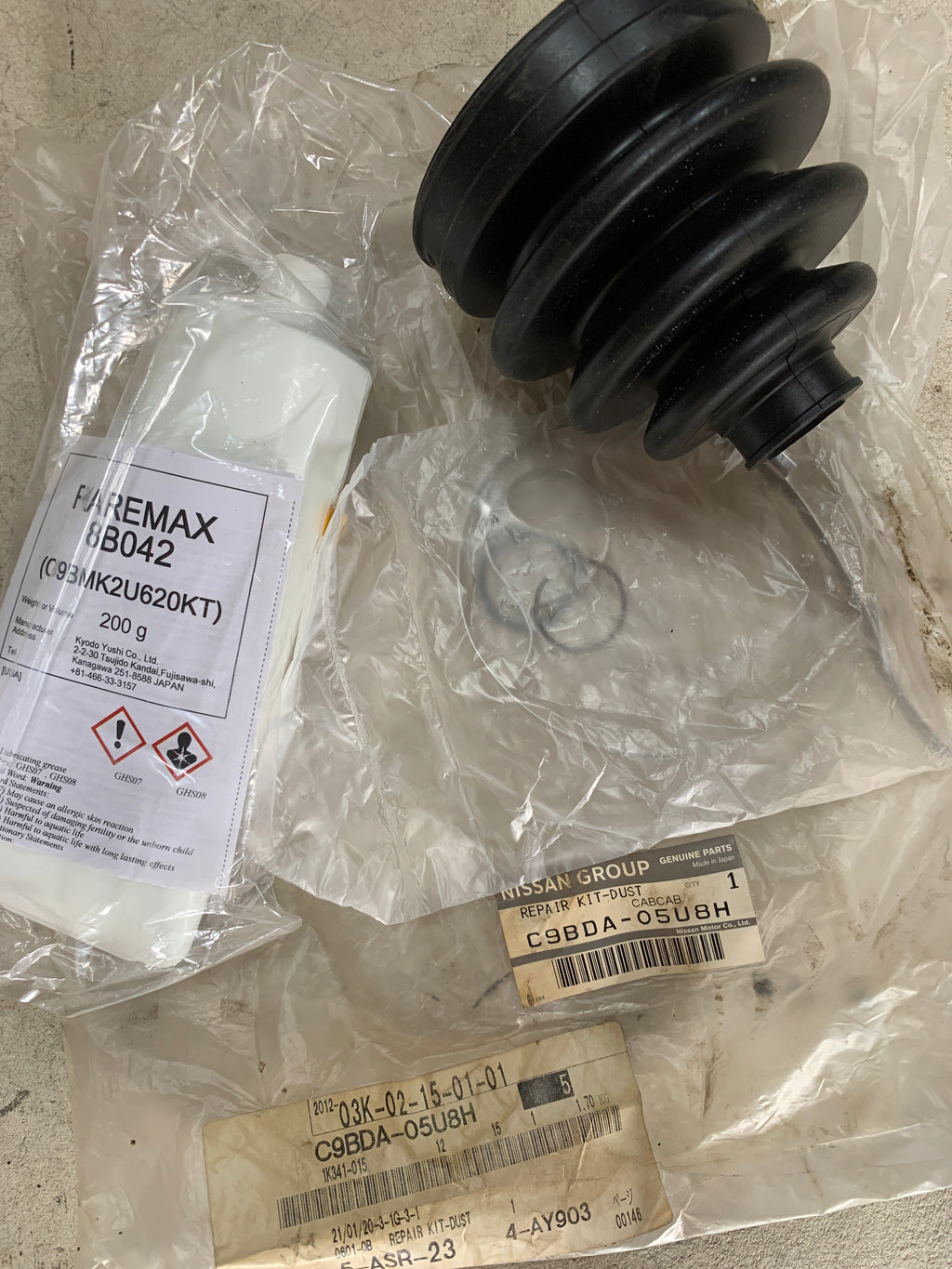 NEW Genuine Front outer CV Boot kit, R32 GTR