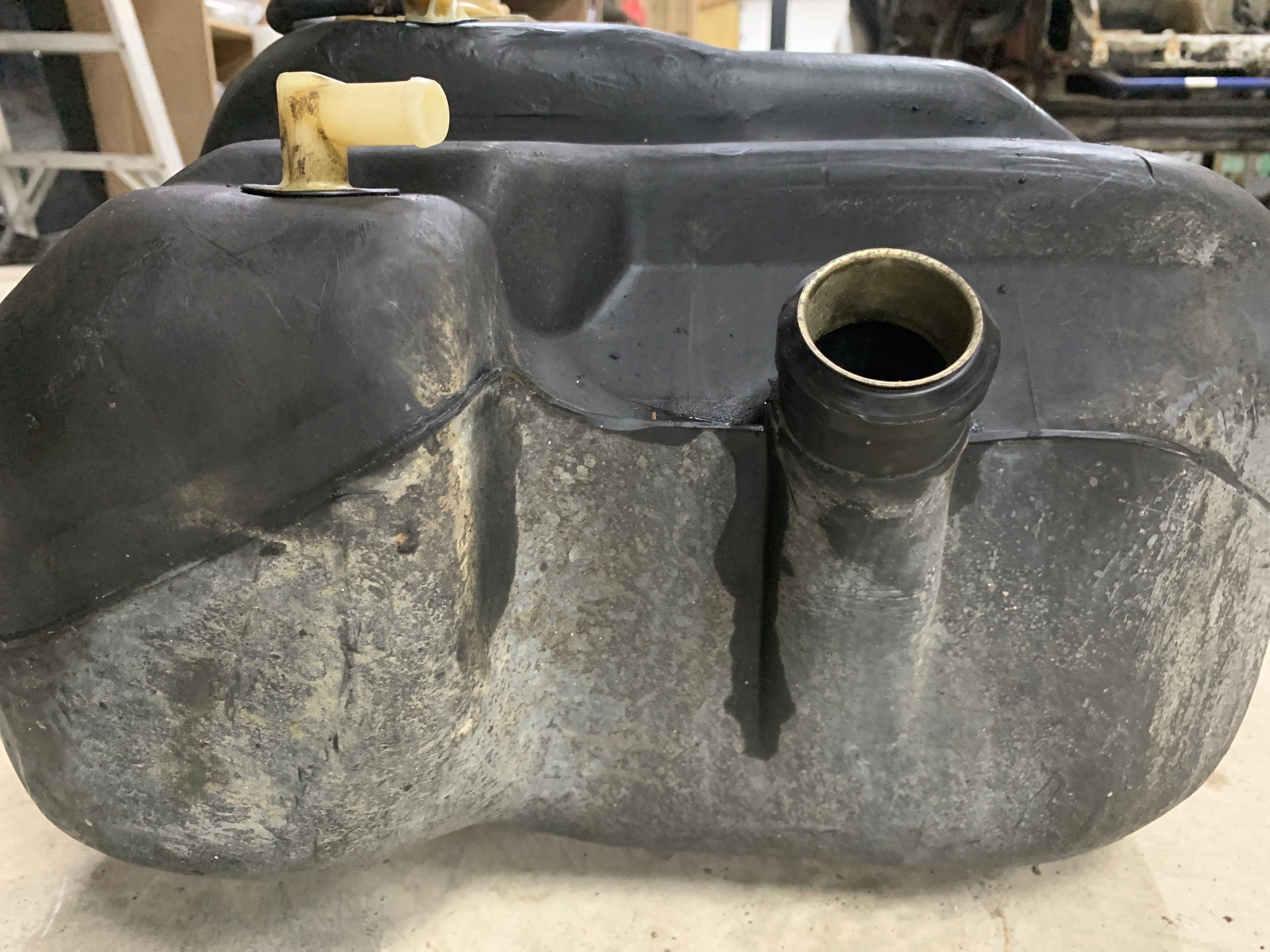 Fuel Tank, R32 GTR