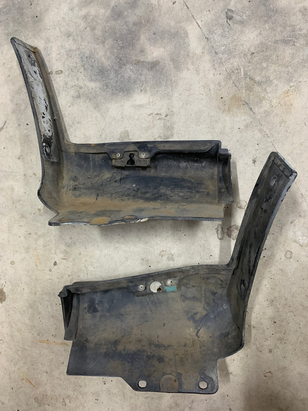Side skirts w N1 Style end Caps, R32 GTR