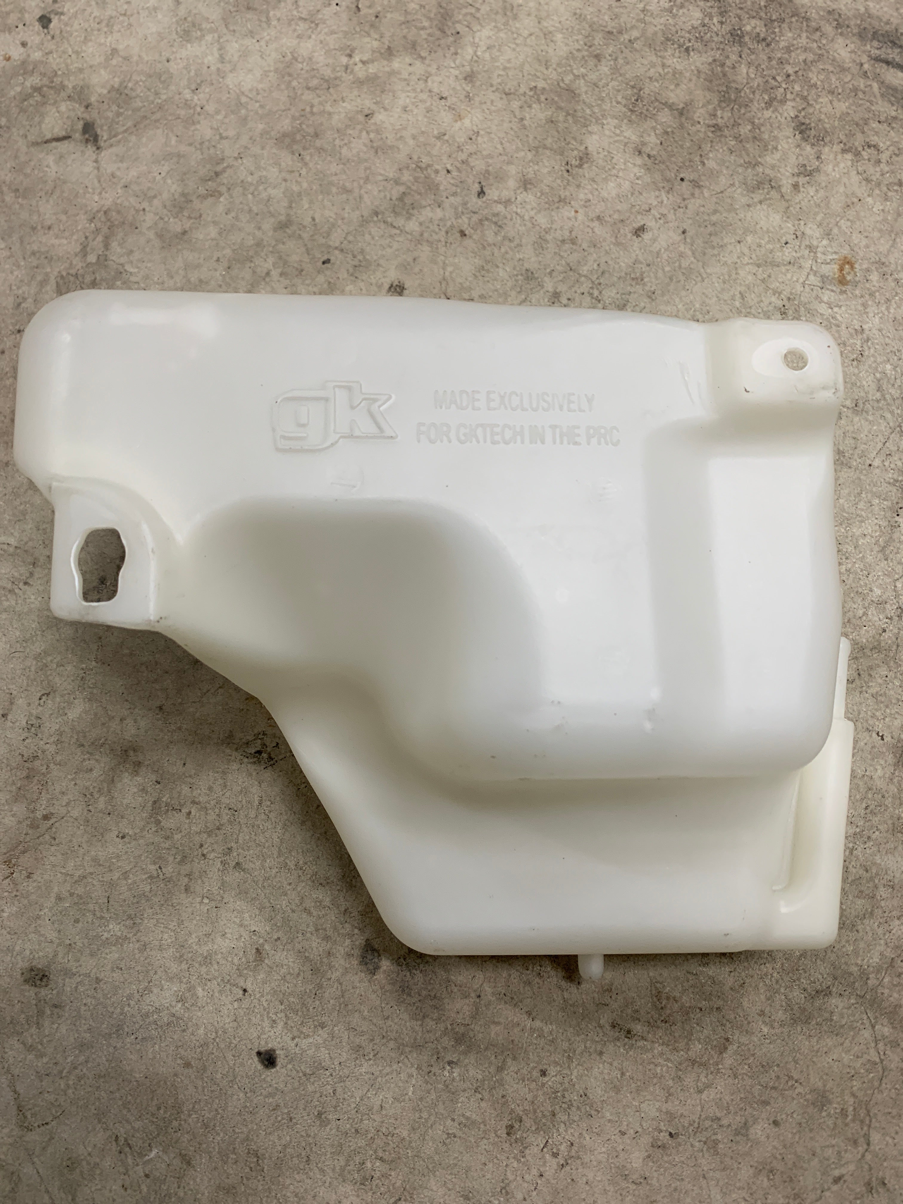 NEW GKTECH Radiator Overflow, R32